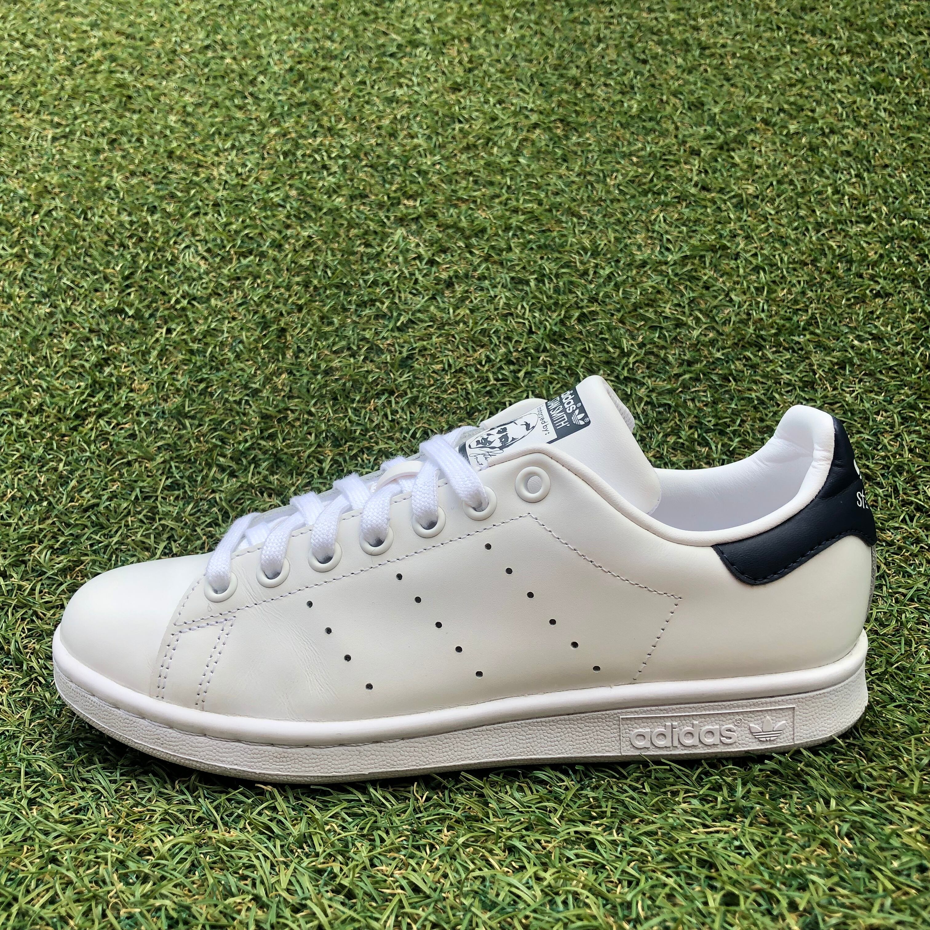 adidas STANSMISTH アディダス スタンスミス HT527