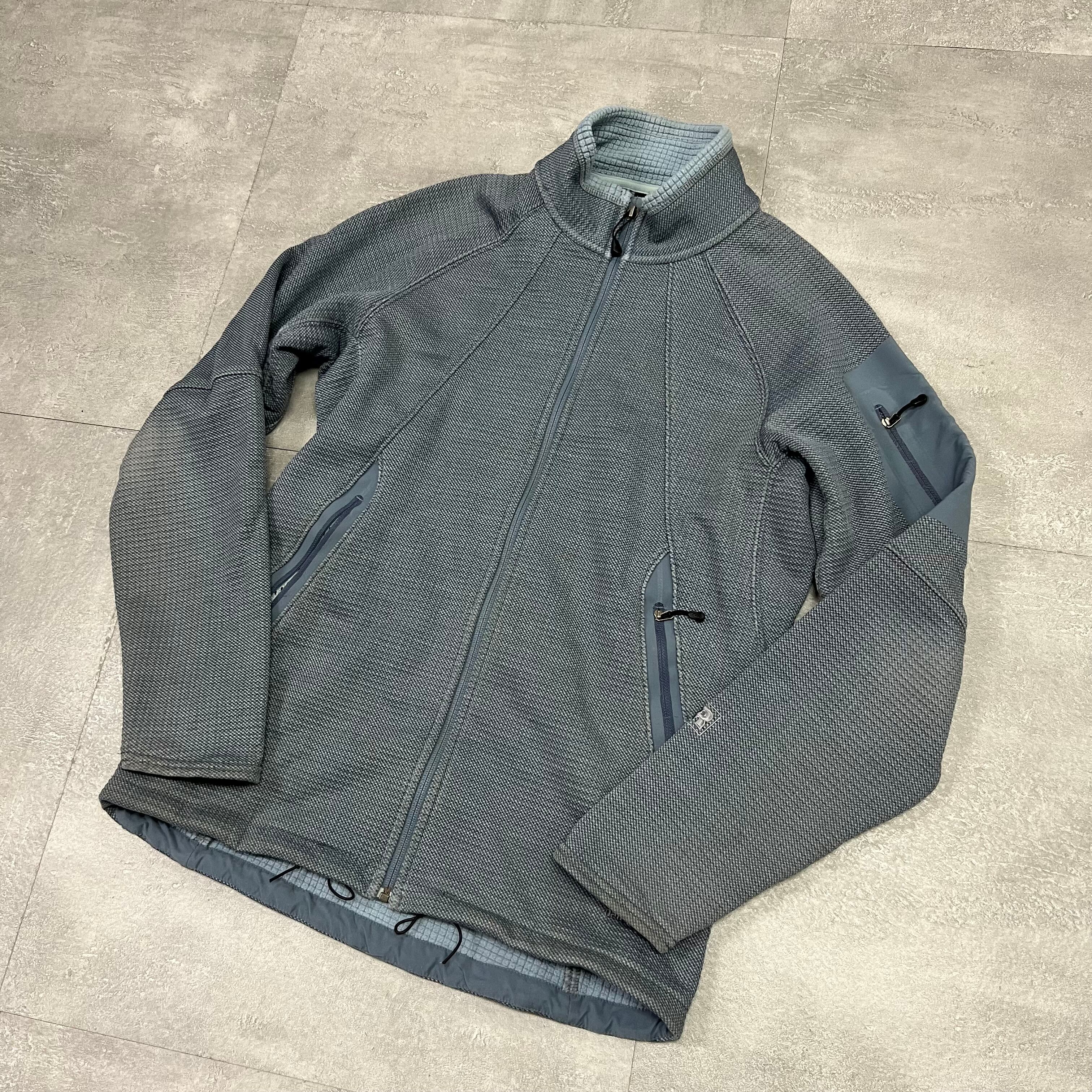 00'sパタゴニアPatagonia Rフリースジャケットグレー古着テック系 00'sパタゴニアPatagonia Rフリースジャケットグレー古着テック系