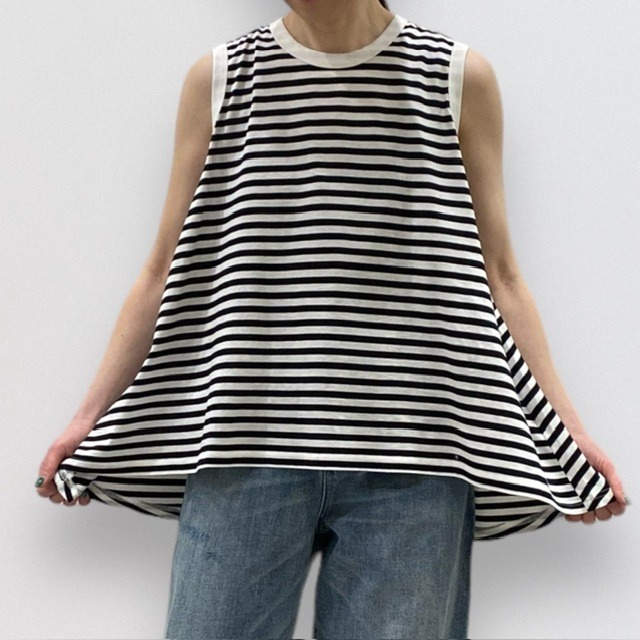 Midi Umi crew neck n/s flare tank top