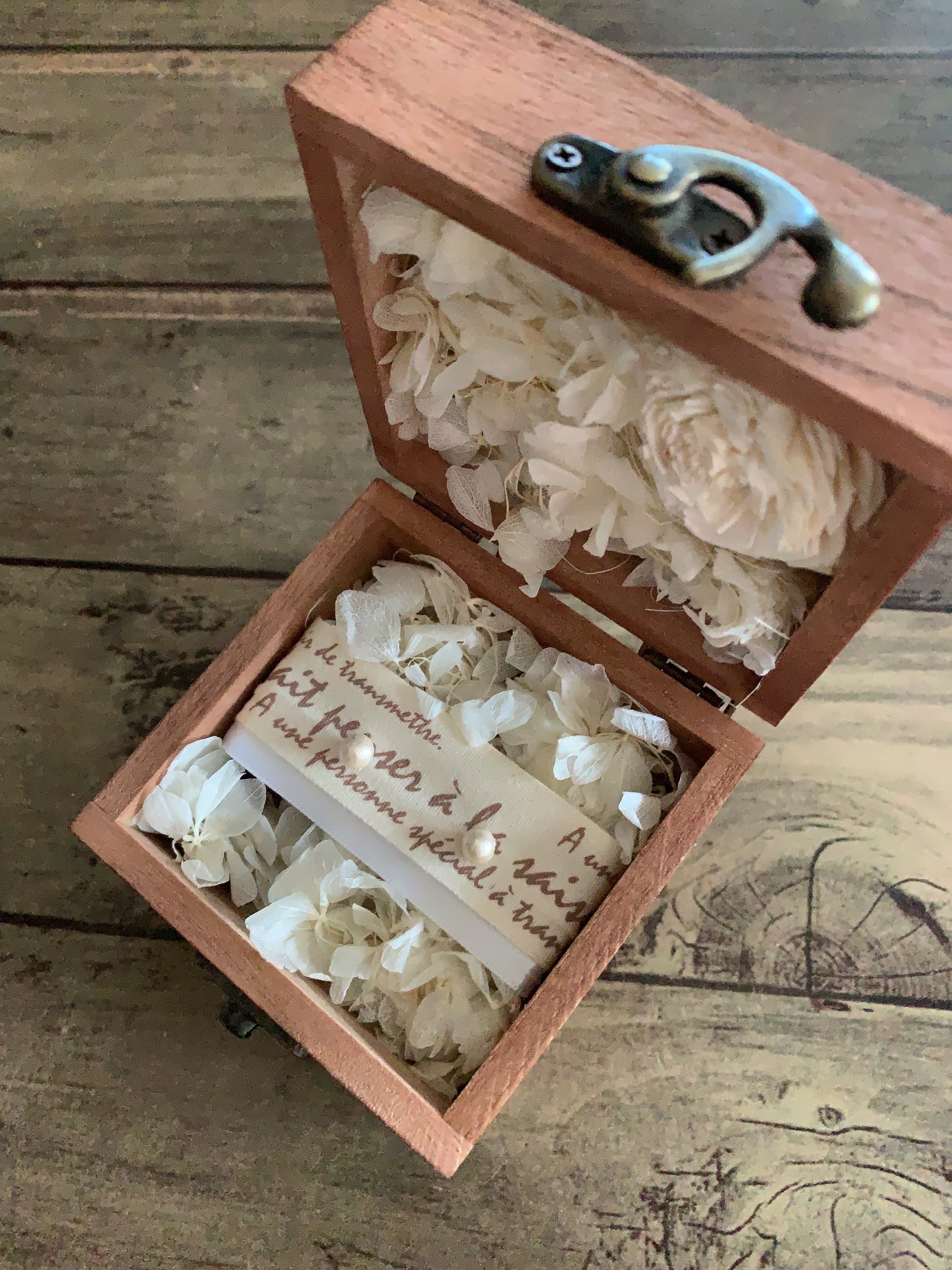 4dff72f755dda22f12498f6228206d