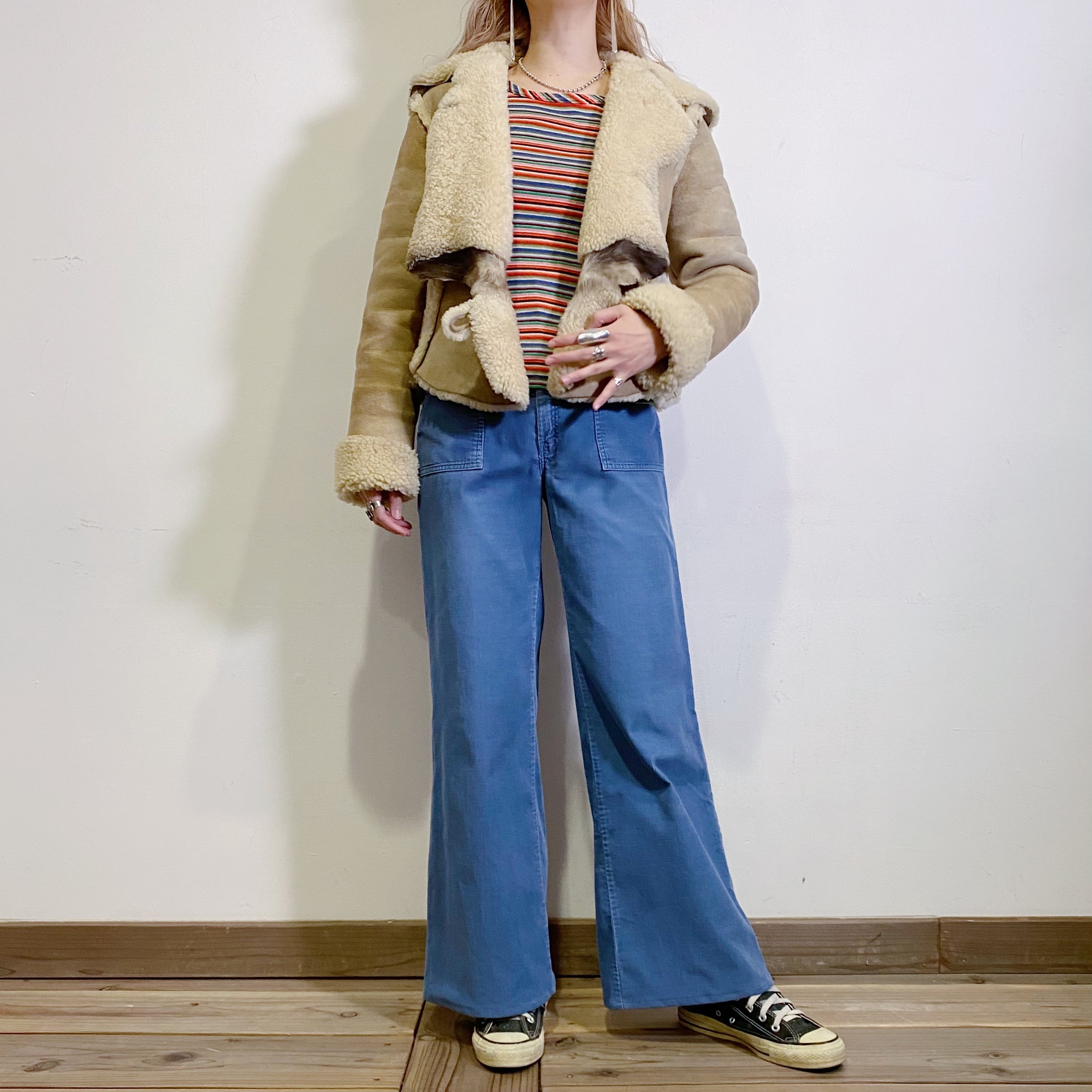 Mountain rhythm short mouton jacket | LEMON Mountain rhythm short mouton jacket | LEMON