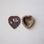 小さなハートのお花のケース2