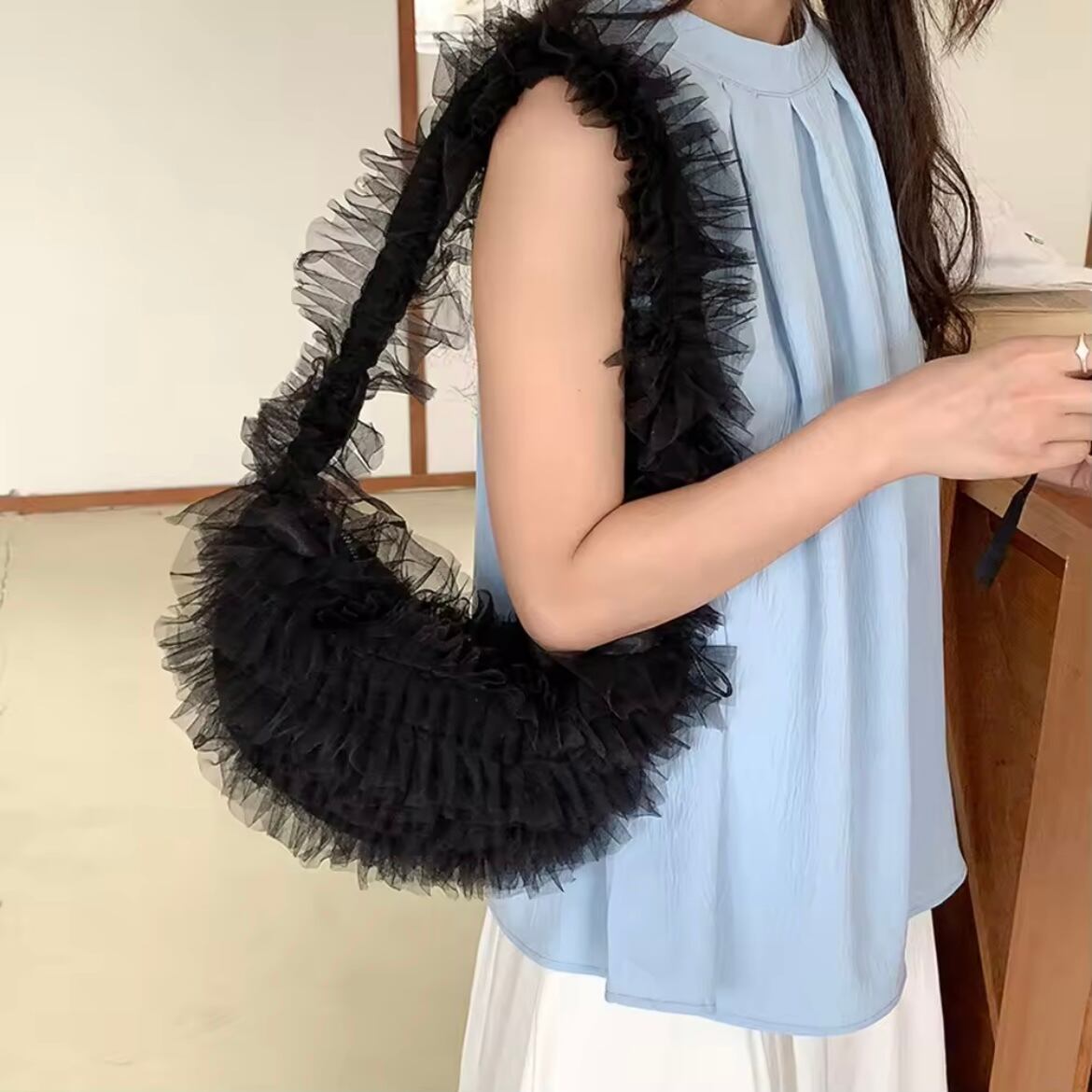 チュールラッフルショルダーバッグ