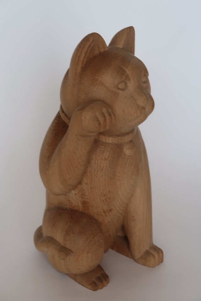 The Quiet Invitation ― An Original Old Seto-Style Lucky Cat by Tessō Mori