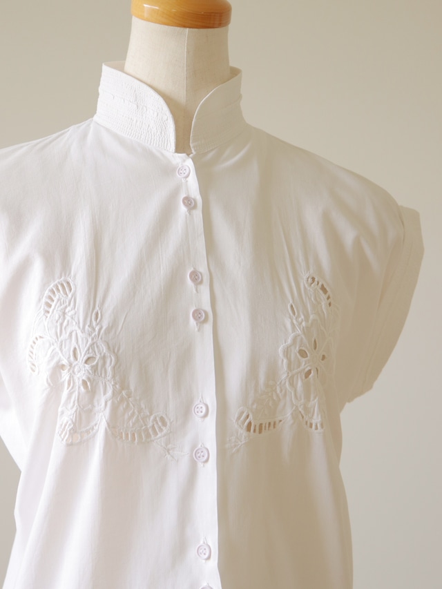 ●made in INDIA embroidery cotton blouse
