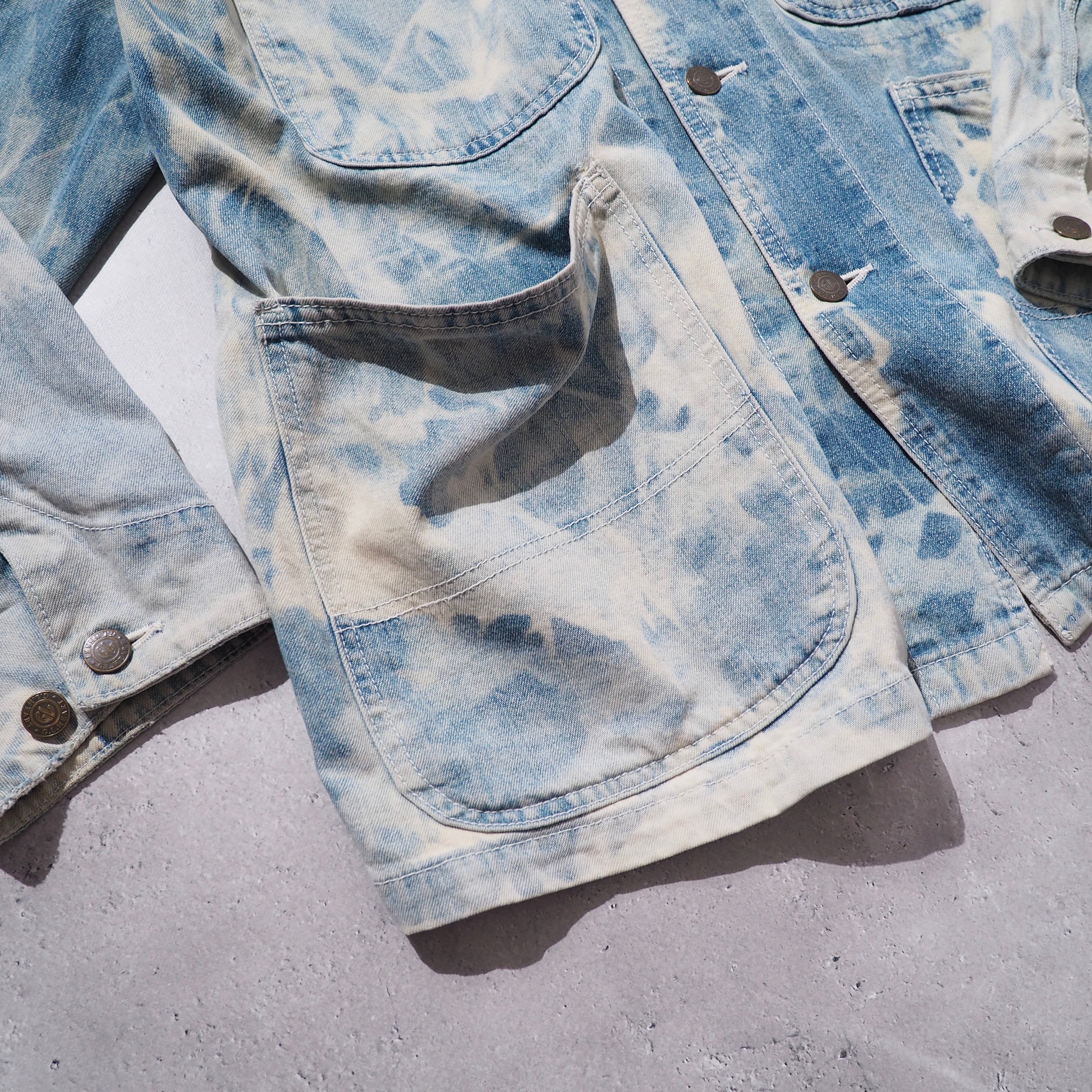 1990s " 白雷 " Bleach dyed vintage loose Denim jacket