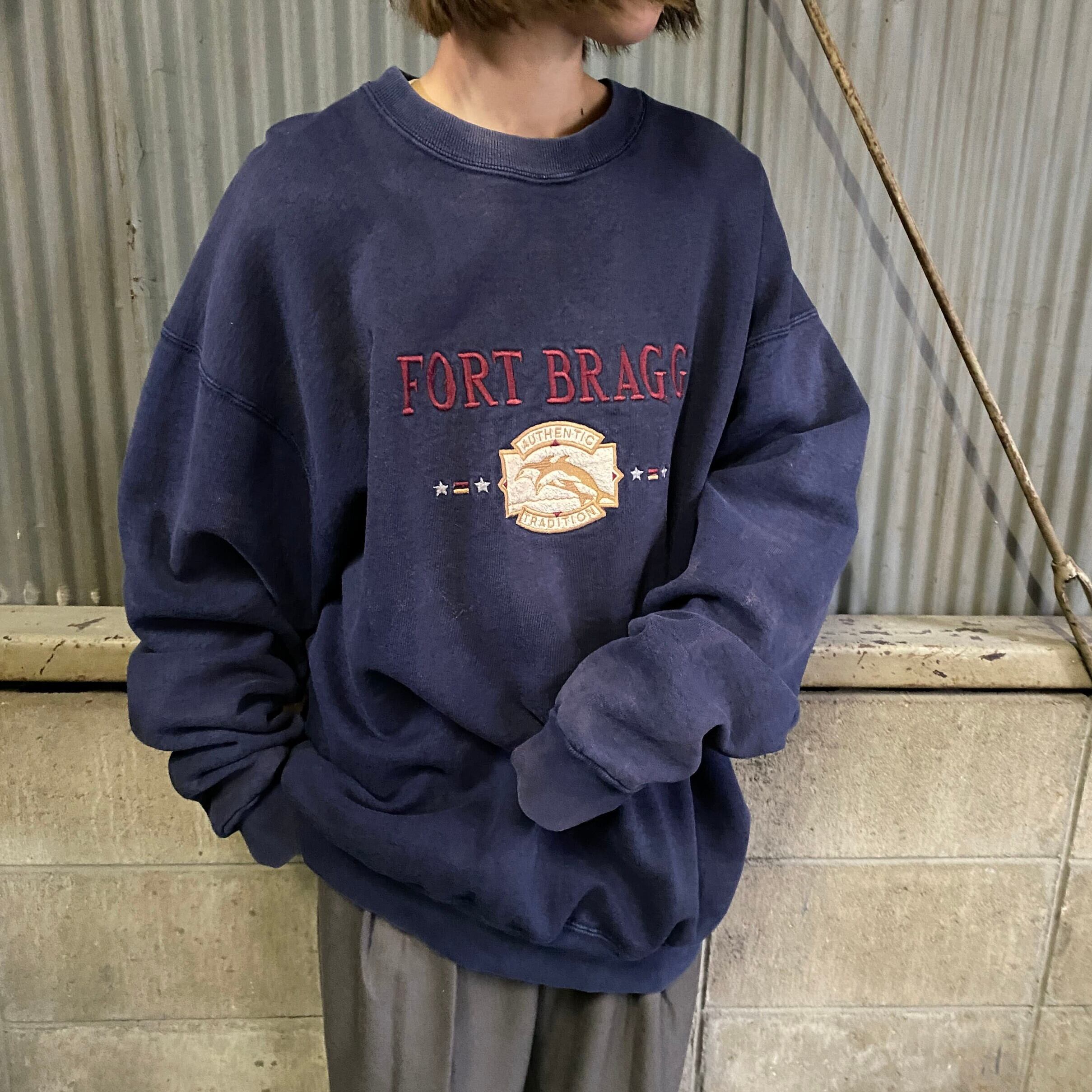 USA製 80年代〜90年代 FORT BRAGG 刺繍 スウェットシャツ メンズXL 古着 トレーナー ネイビー 紺 90s ヴィンテージ  ビンテージ 【スウェット】【cs2212-15a】 | cave 古着屋【公式】古着通販サイト powered by BASE