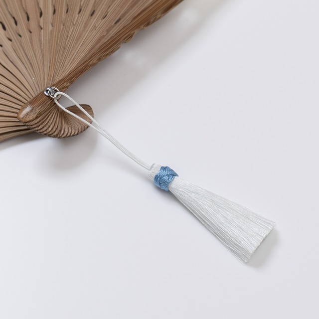額透かし彫扇 紗月 わすれな草 白