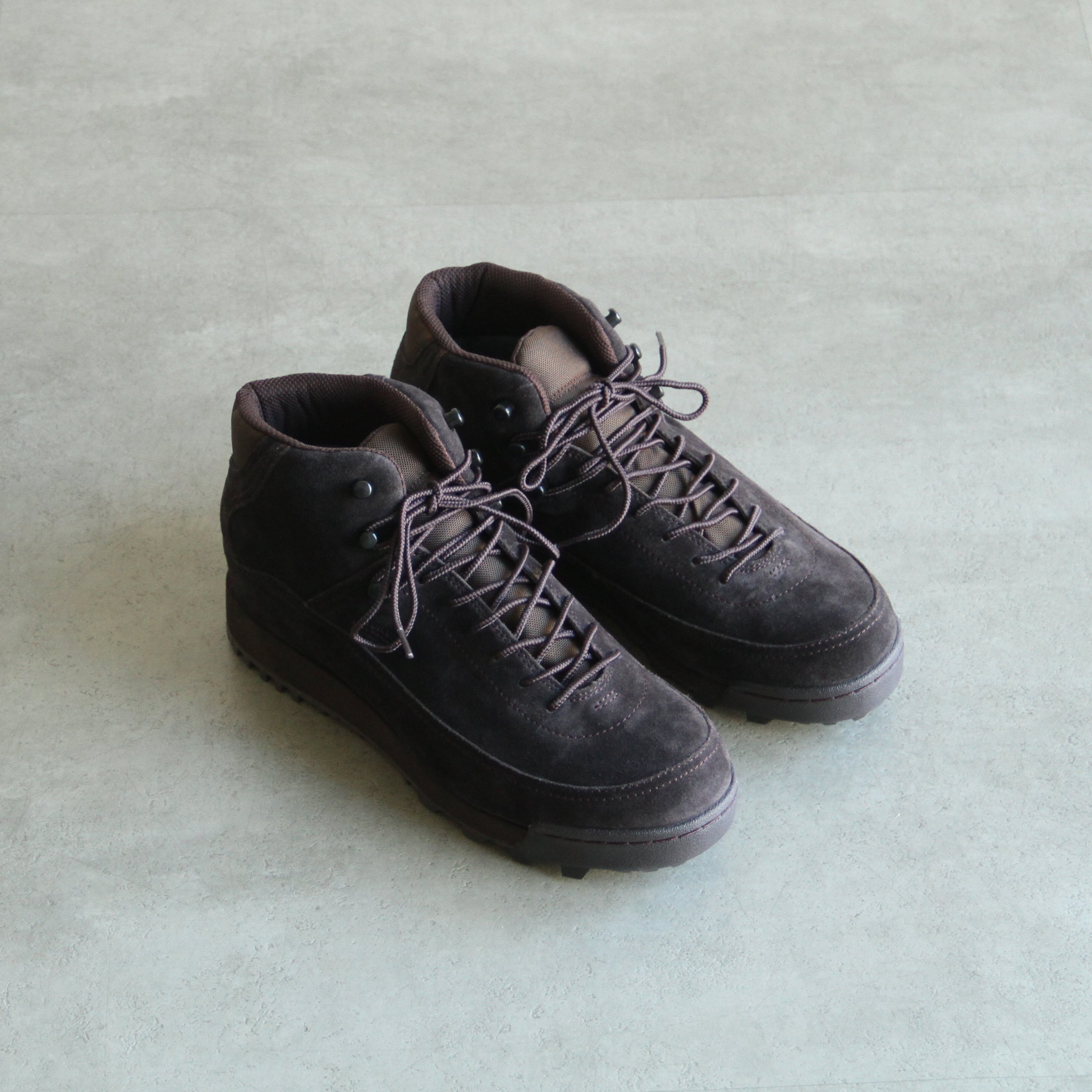 SUICOKE スウェード ミッドブーツ グレー F/CE.×SUICOKE】COLLABORATION ITEM / F/CE ONLINE STORE
