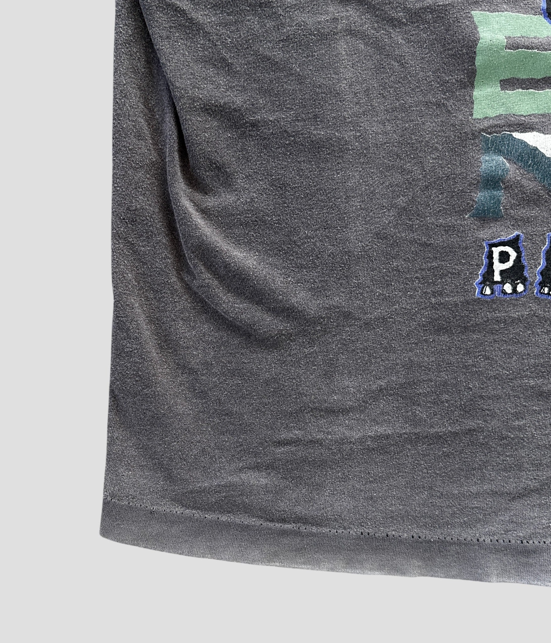 QUEENSRYCHE- Vintage 90s L Metal Band T-shirt | BEGGARS BANQUET