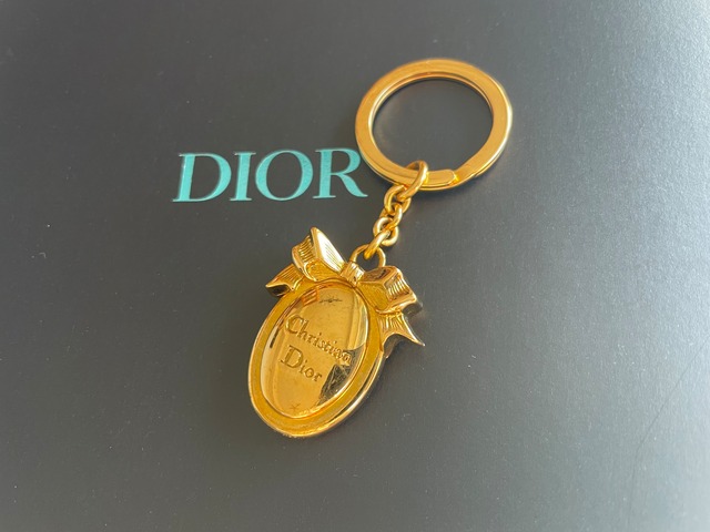 Christian Dior リボン ラウンドロゴ キーリング クリスチャンディオール