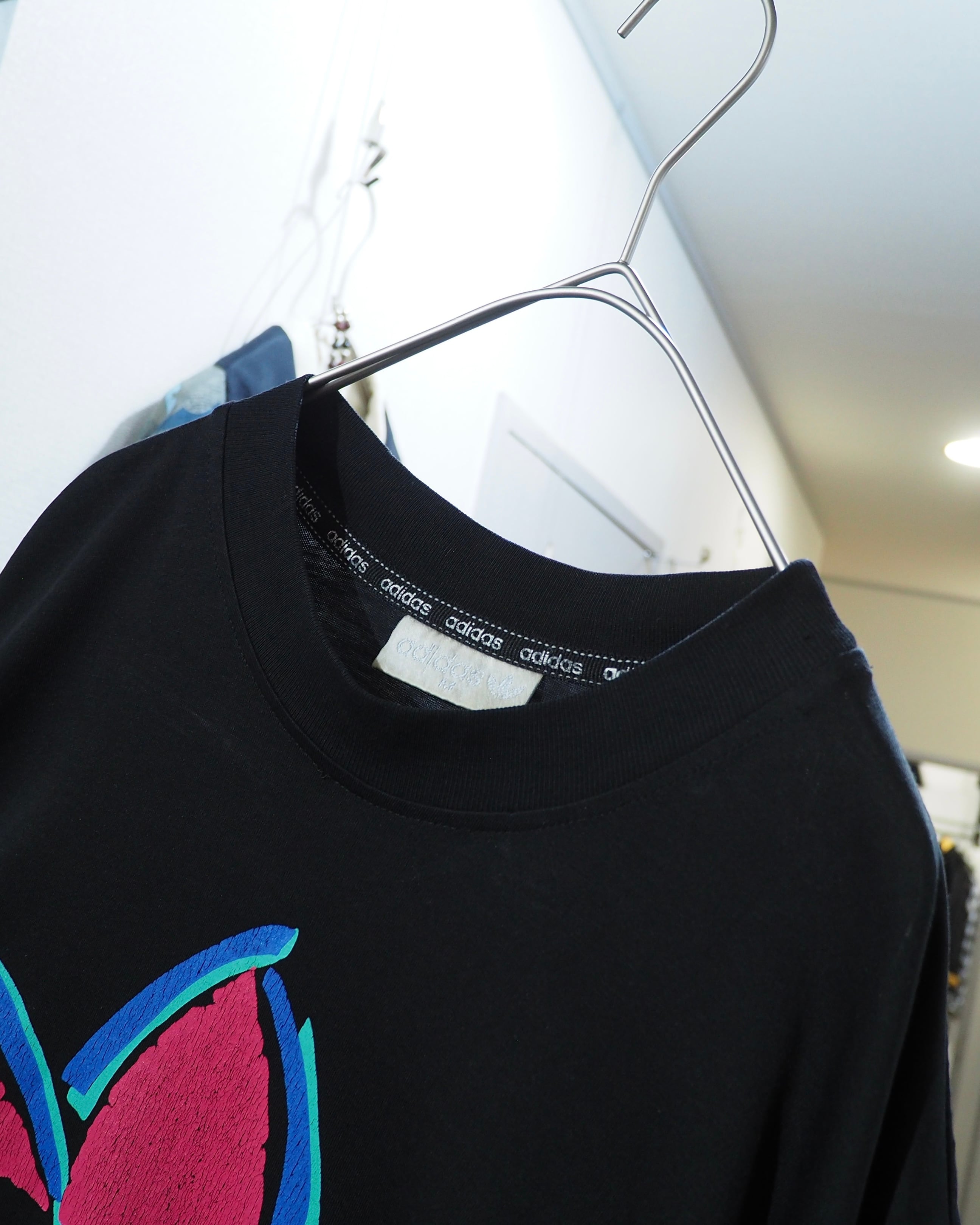 1990s " Old adidas " Neon Trefoil Logo printed vintage SS Tee