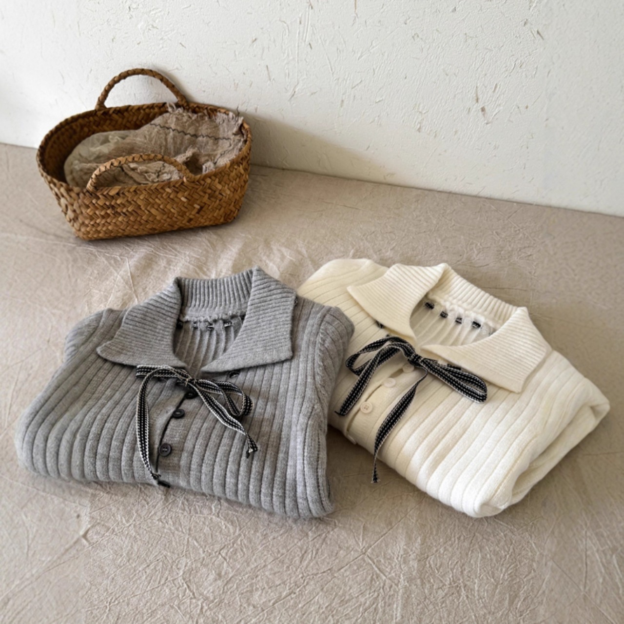 秋リボン付きリブカーディガン