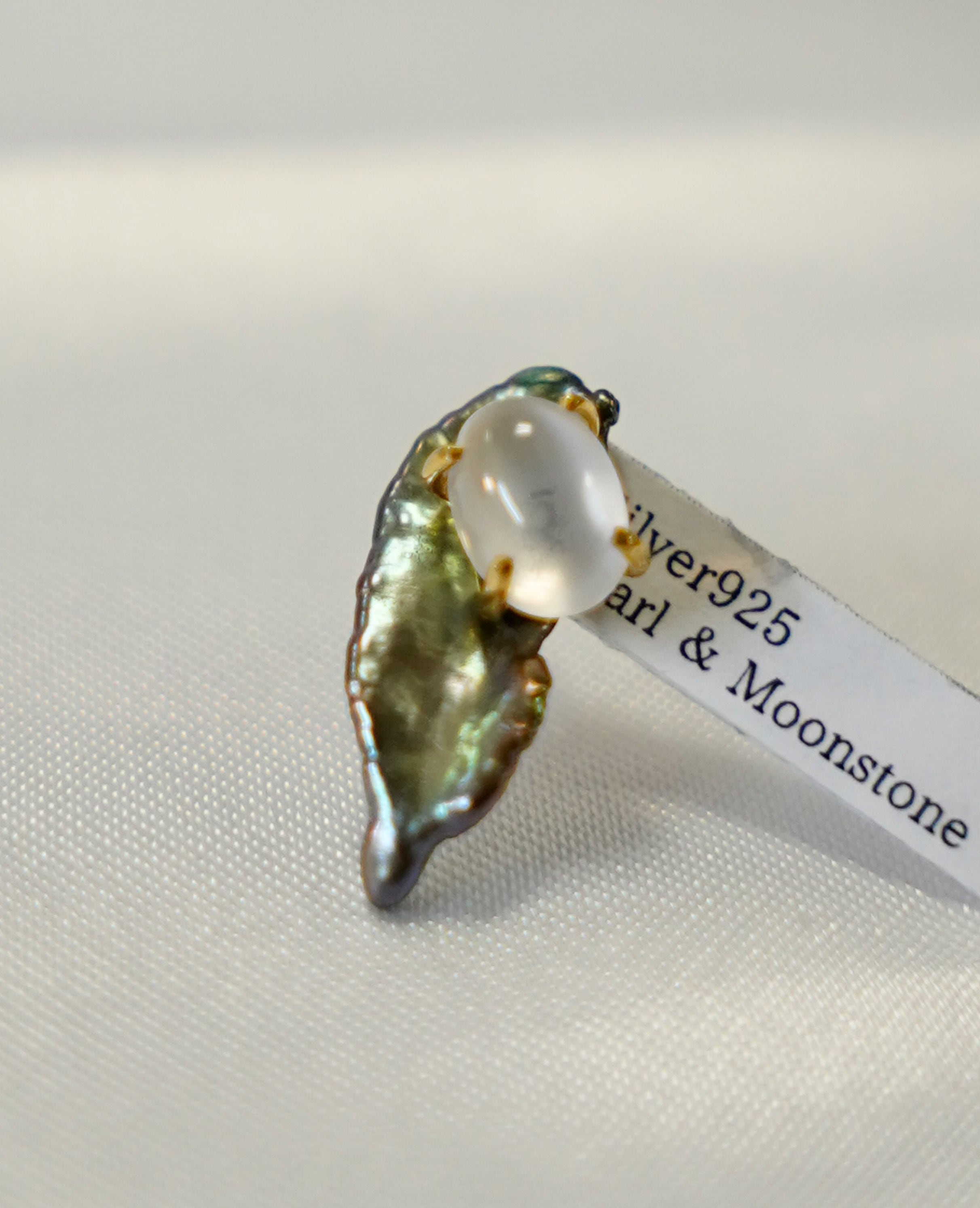 (SV)Thalatta pierced(Moon stone)