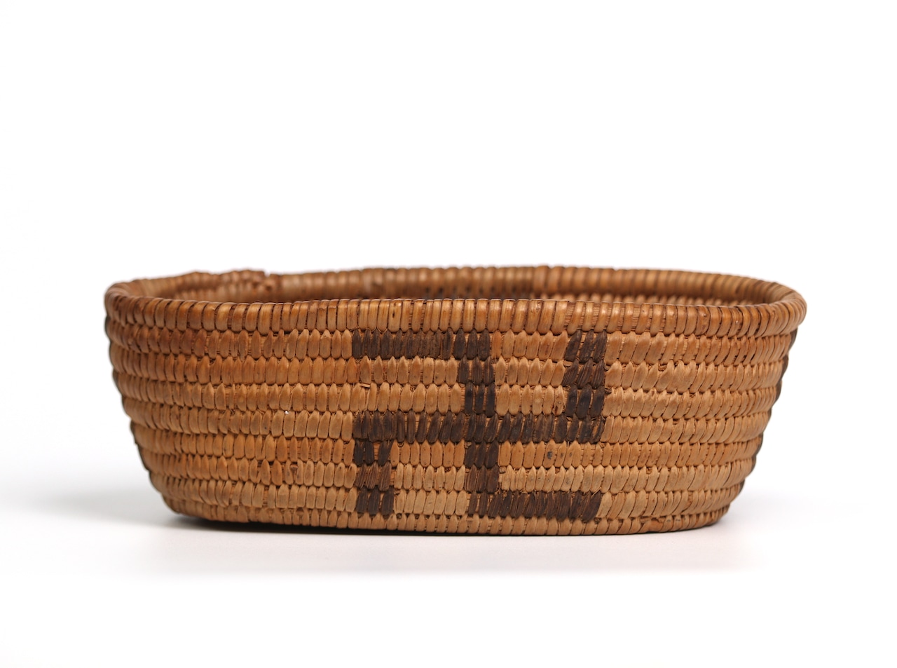 1900's NAVAJO SMALL BASKET SWASTIKA DESIGN