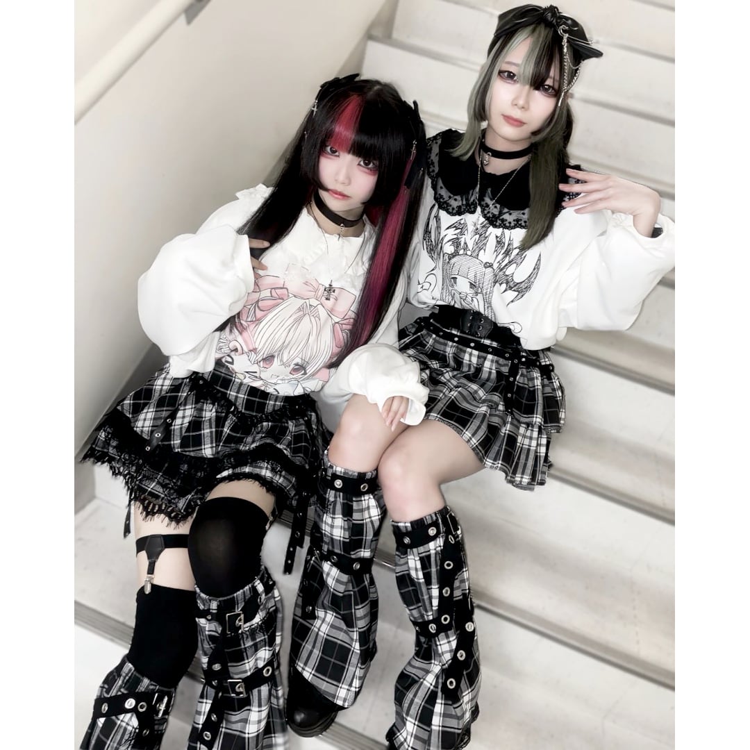 サブカル刺繍☆チェック柄レッグウォーマー(BLACK) | VOLCAN&APHRODITE