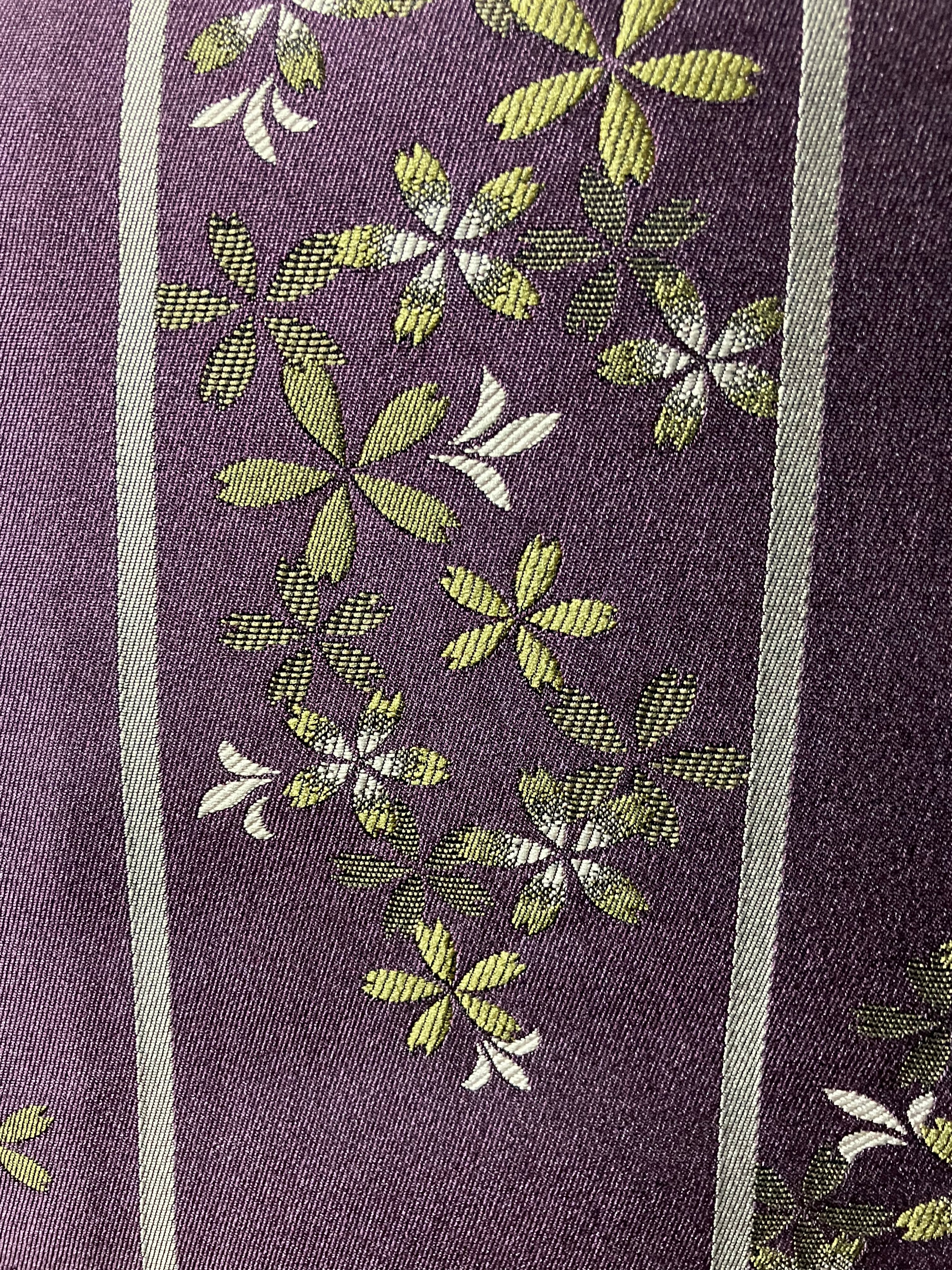 ポリエステル平仕立名古屋帯（鼠紫地鼠色の縞に花）