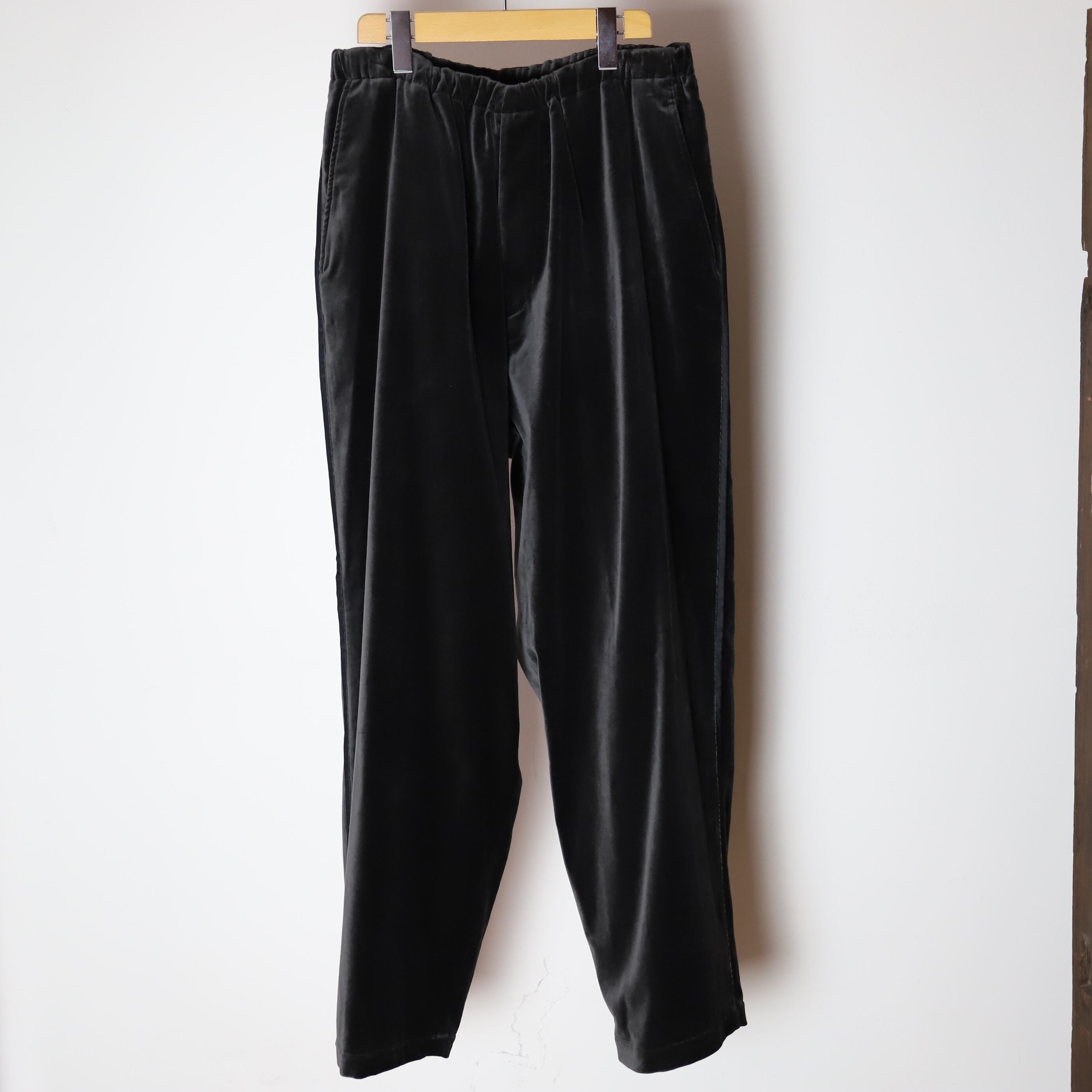 MAATEE&SONS / VELVET TRAINING PANTS | TIBETAN MARKET