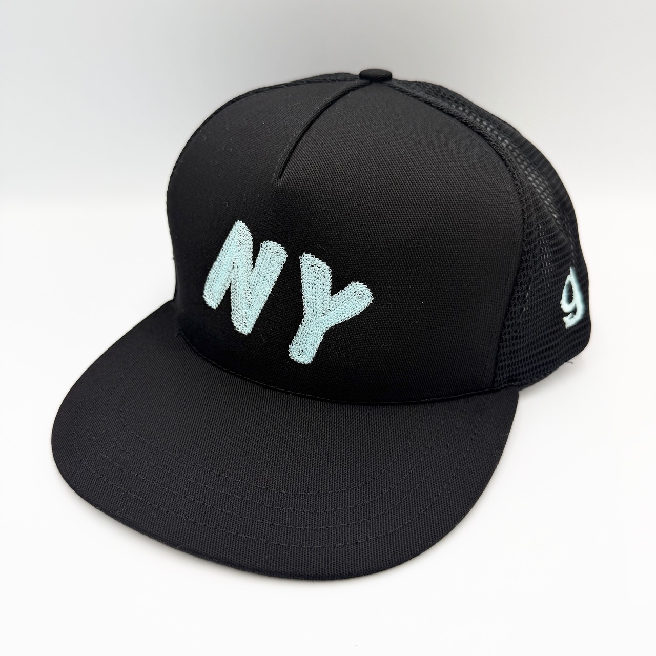 【gifthat別注】Coopers Town Chain Stitch Logo Mesh Cap