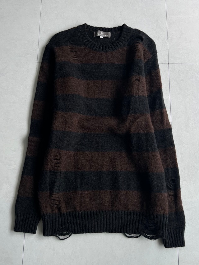 "RATTLE TRAP" Damaged Border Knit