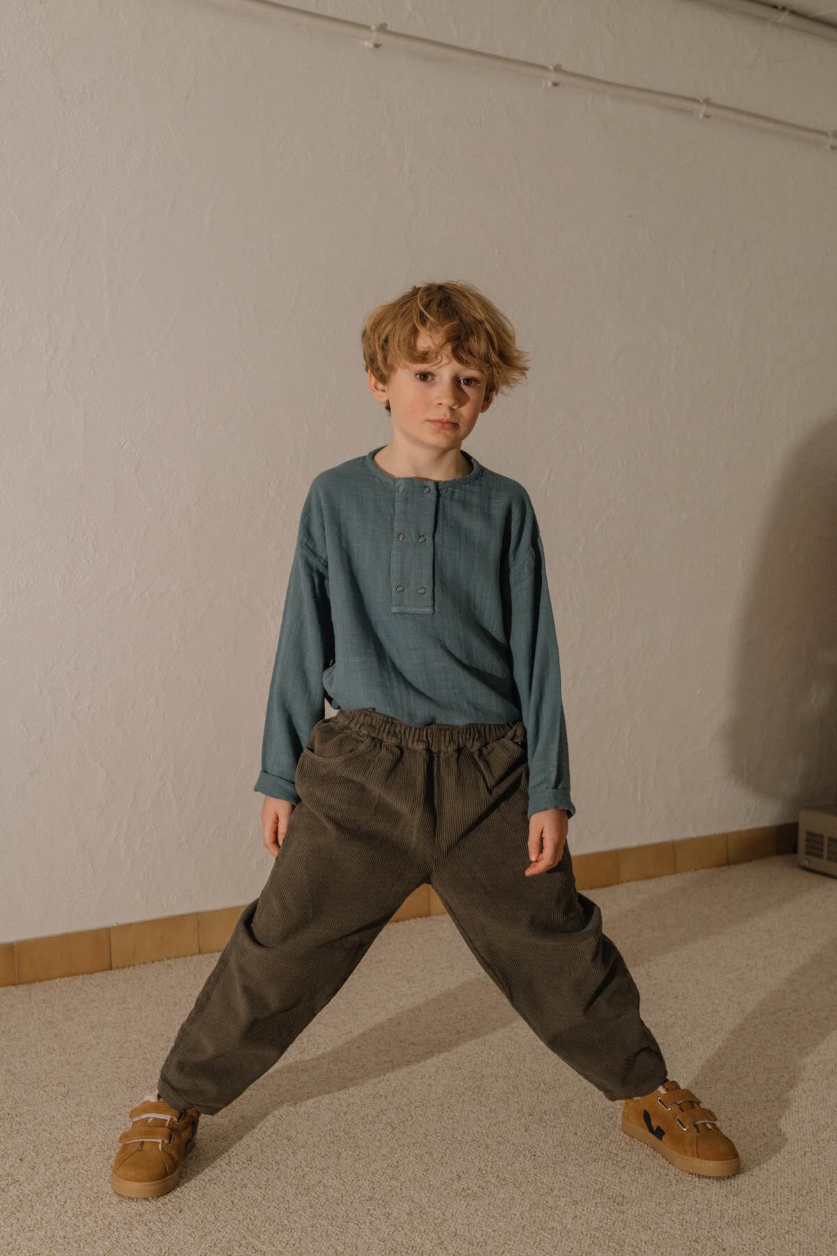 CARROT PANTS DARK TAUPE (18M-24M) 【STUDIO BOHEME】 | momo baby＆kids