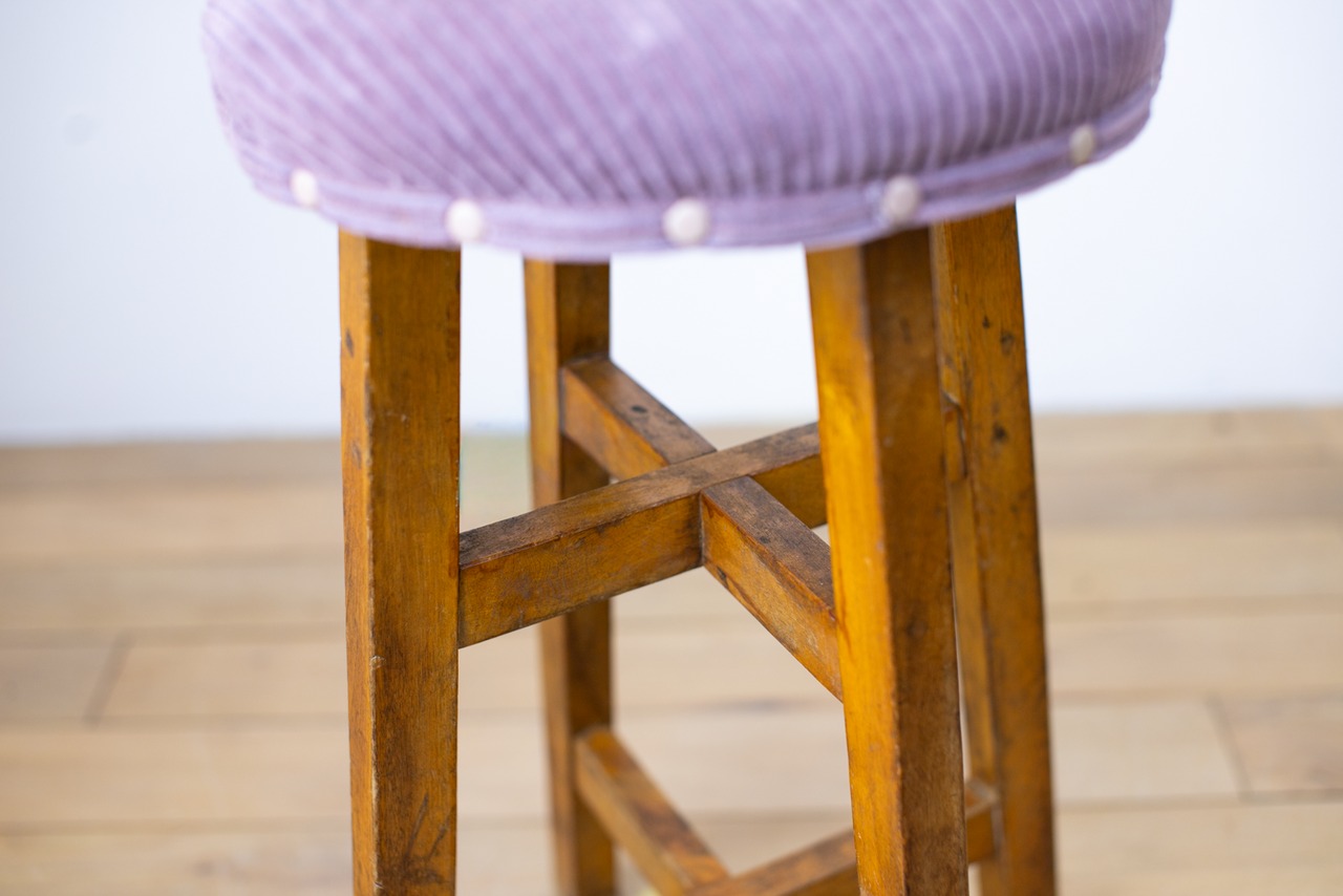 GOOD LUCK CHAIR 006