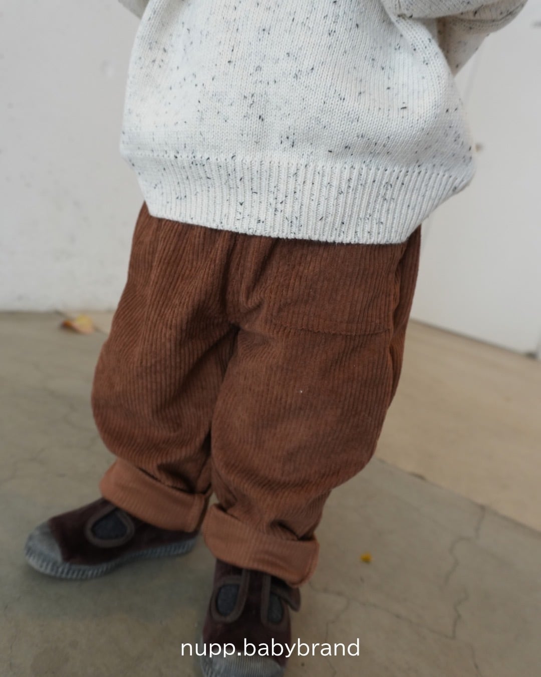 コーデュロイパンツ