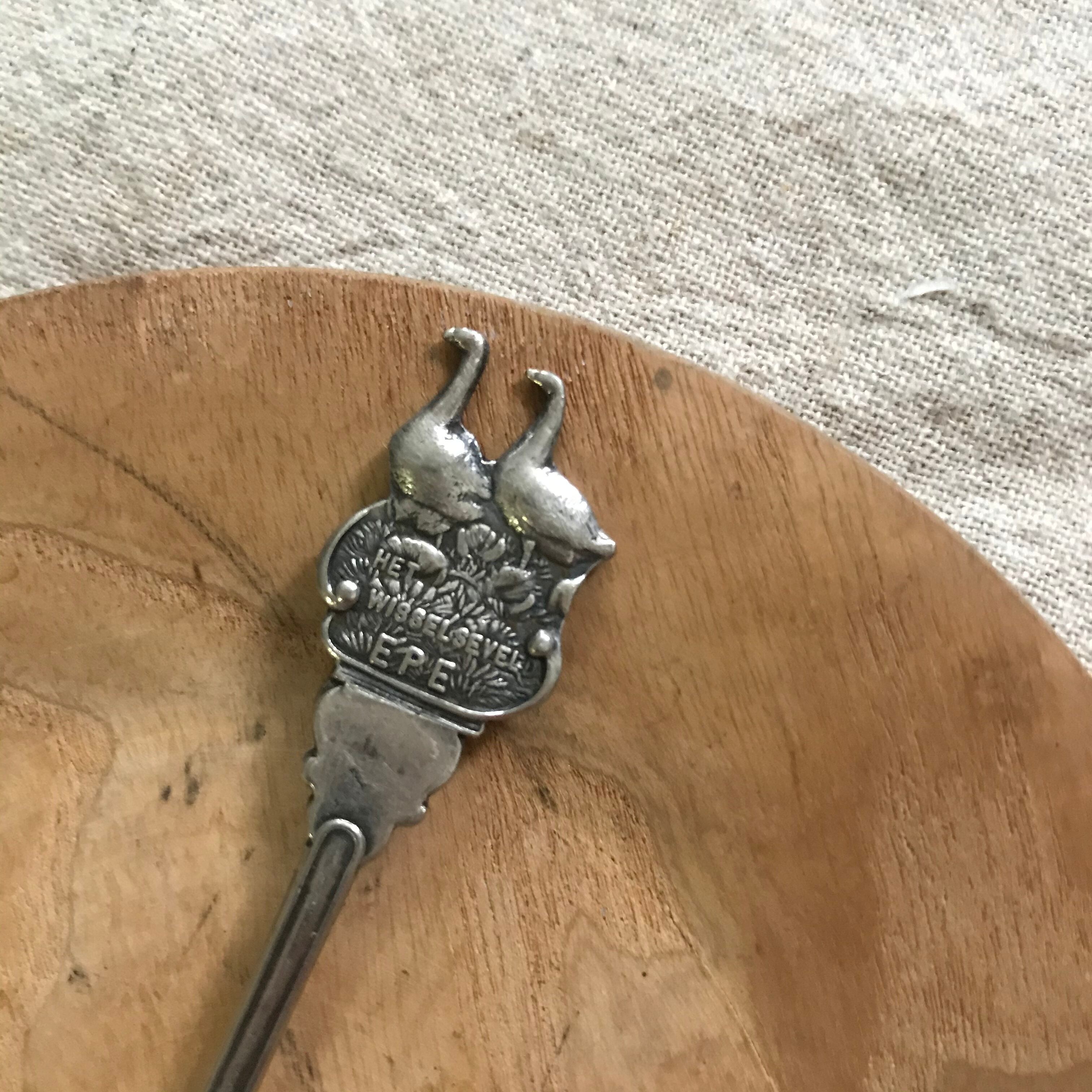 アヒルたちのティースプーン