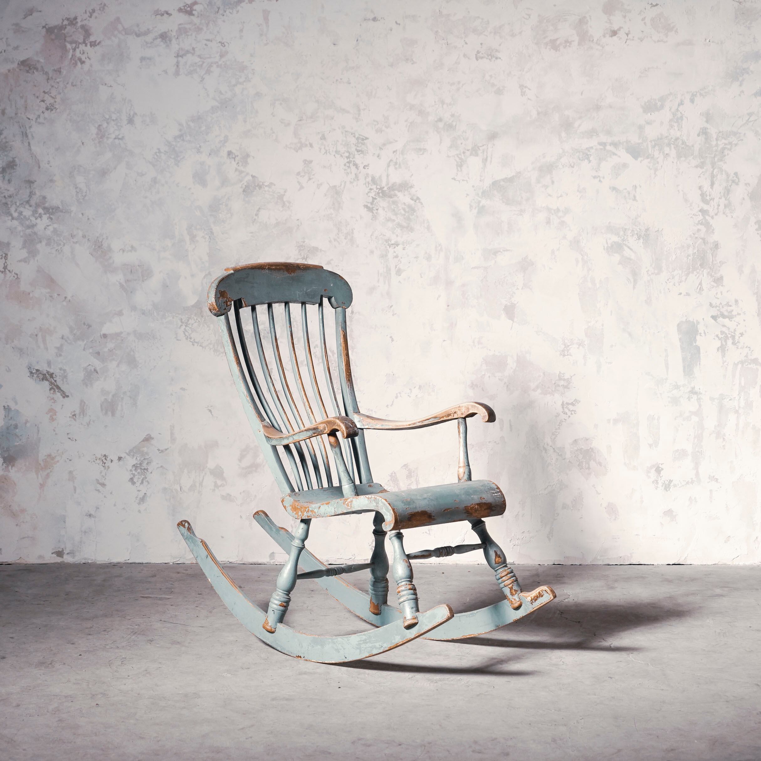 チェア/ロッキングチェアー/フレンチチェアー/オーク材/ペイント家具/店舗什器/アトリエ/カフェ