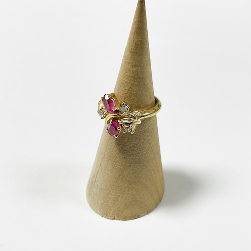 Vintage Costume Ring (Avon Pink Bijoux)