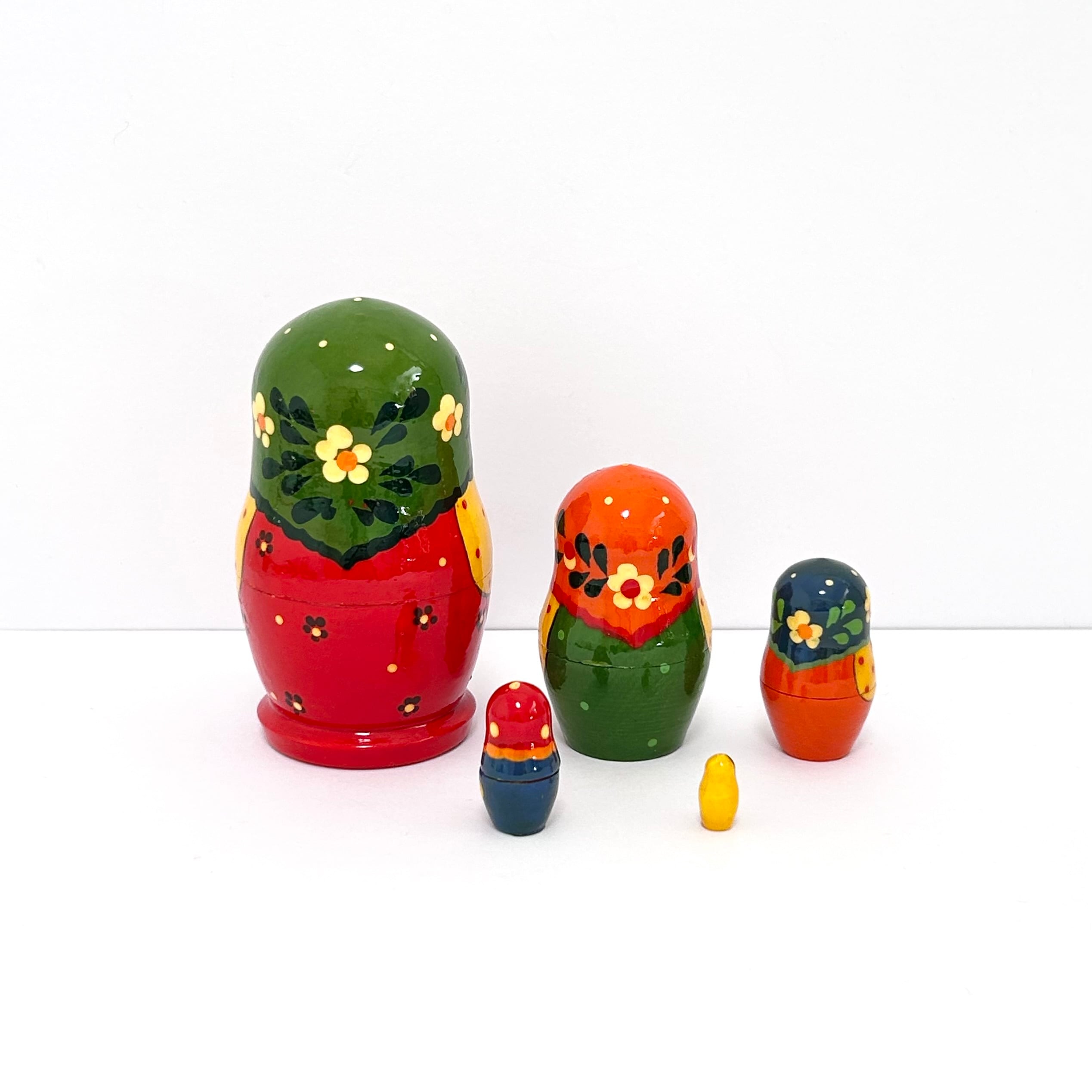 マトリョーシカ 宝物 9.5cm 5ピース セルギエフパサード