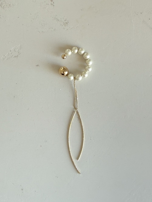 感動イヤーカフ/ 世代を超える逸品 A