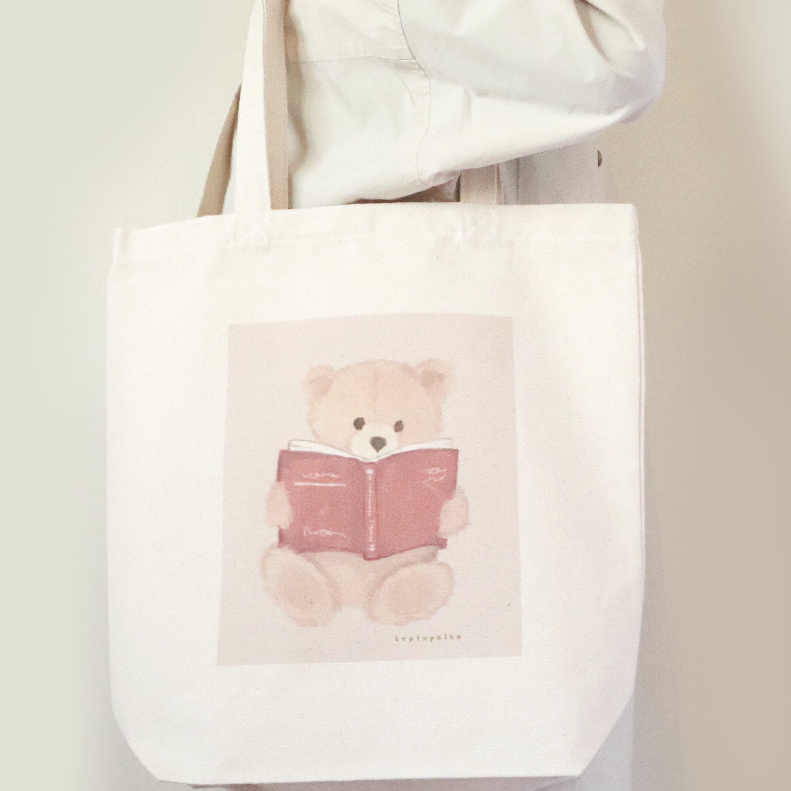 本好きくまのトートバッグM | teplopolka｜くまのほっこりグッズ 紙