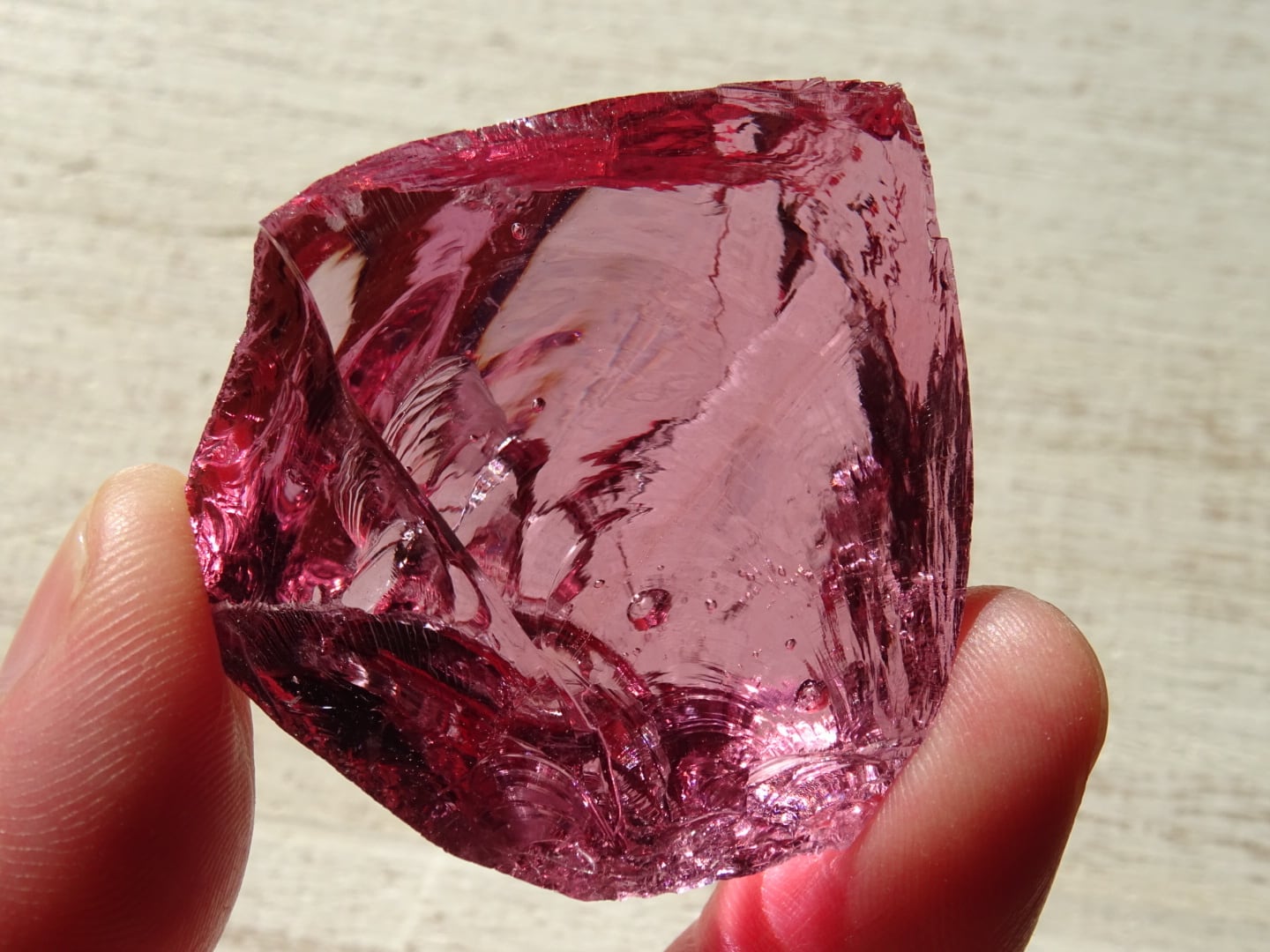 アンダラクリスタル、マゼンタピンク | 虹石屋