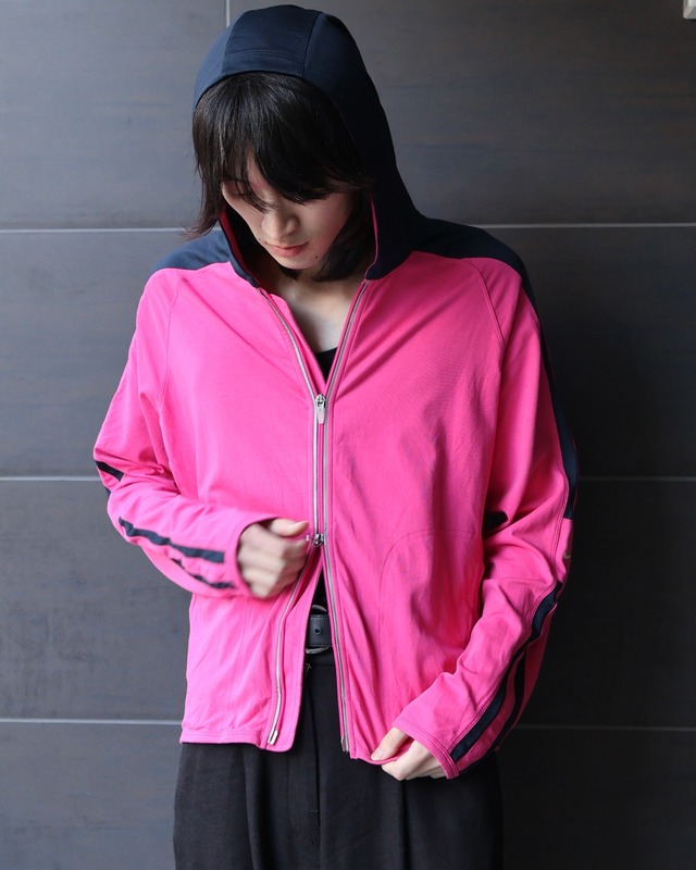 shortlength double zip-up bi-color hoodie