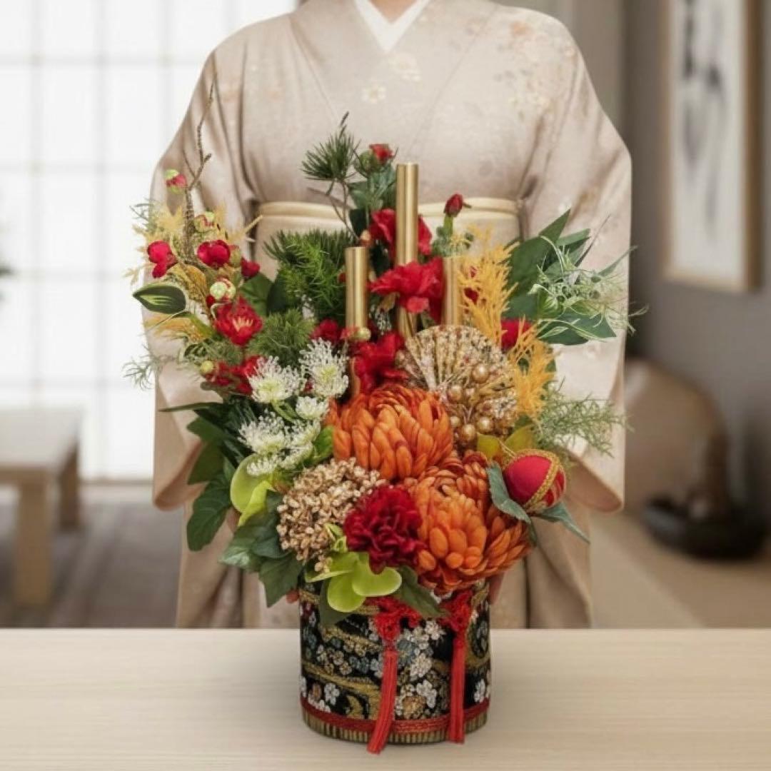 和モダン門松 M｜可憐な花々と竹が奏でる、モカアンドマルシェの迎春