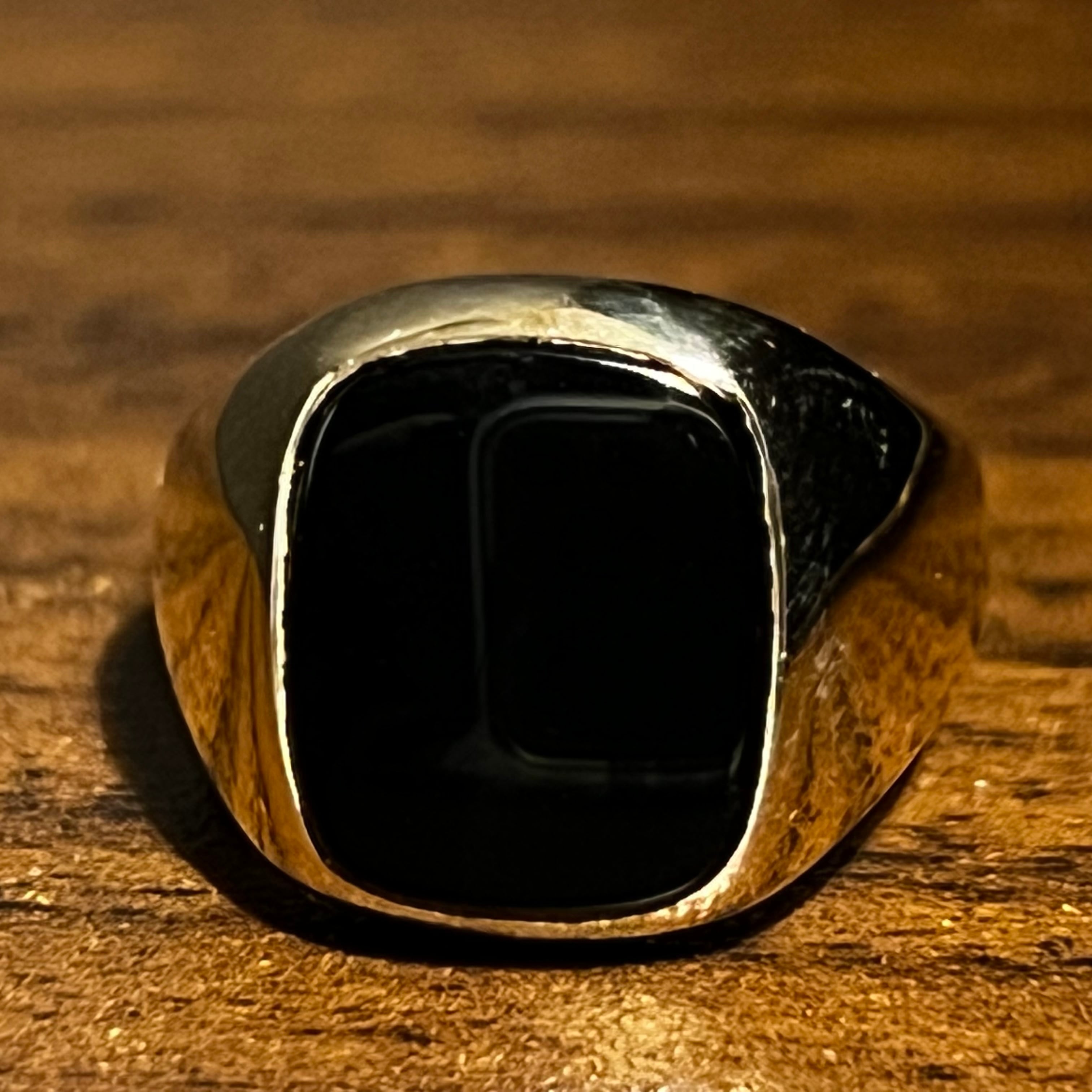 VINTAGE TIFFANY & CO. 14K Gold Square Black Onyx Signet Ring 