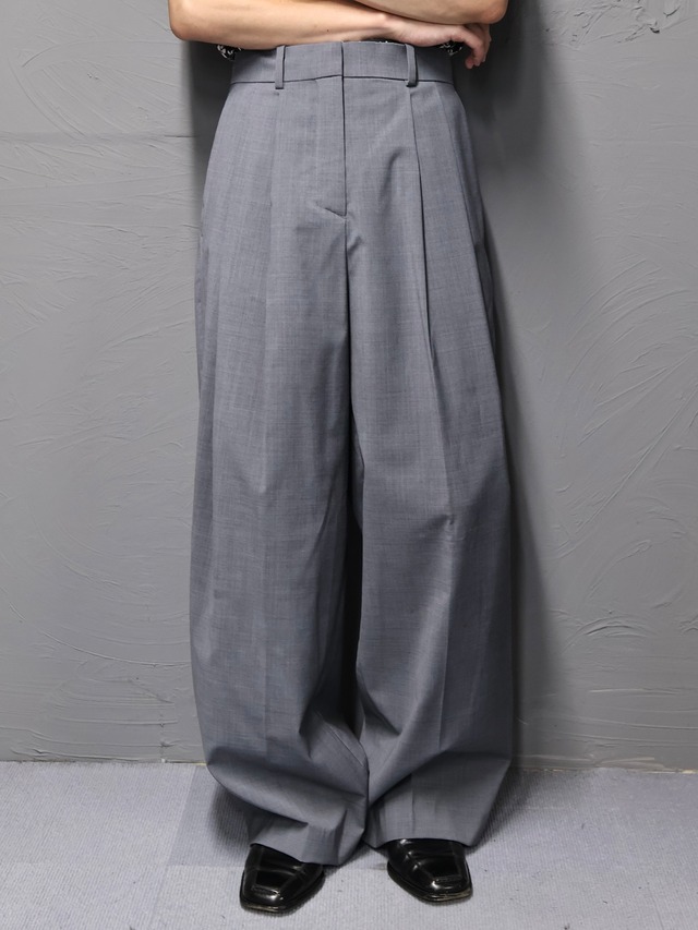 2-tuck wide slacks
