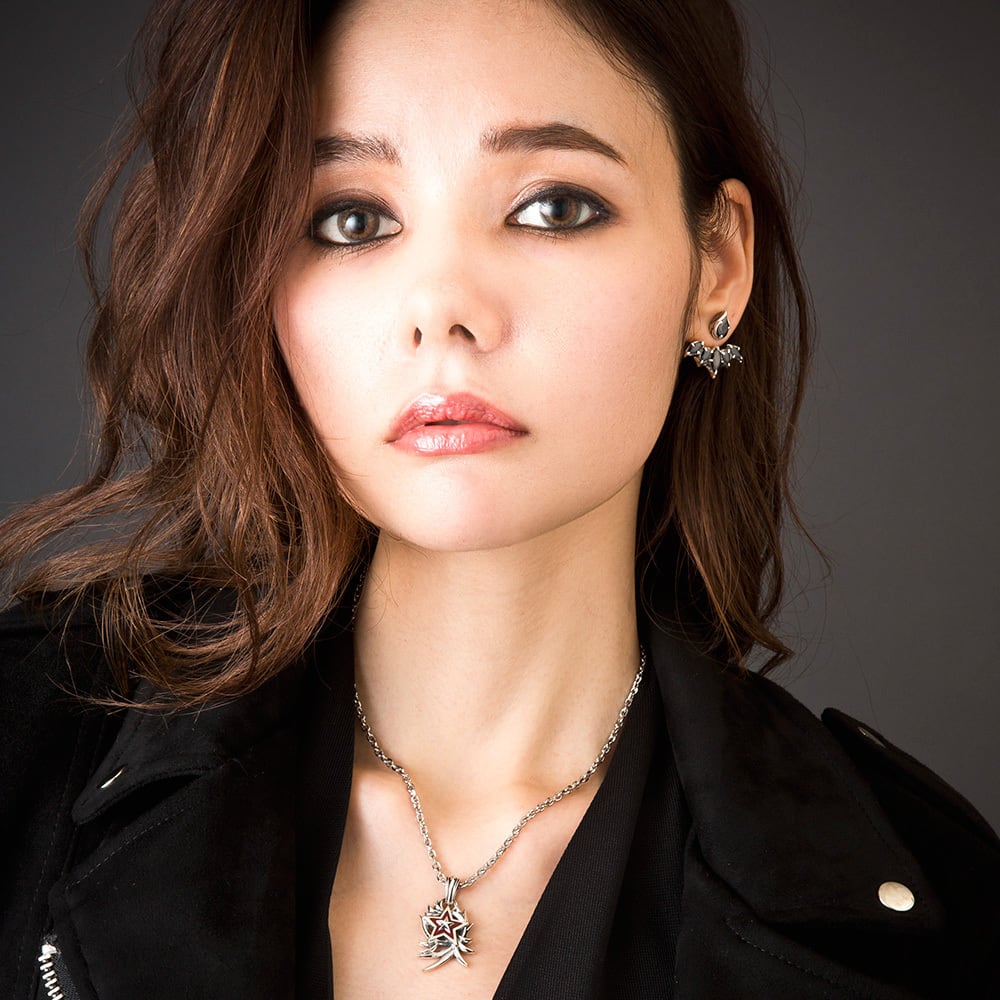 the GazettE シャンデリア型シルバーピアス(片耳) ルシファーイヤージャケットピアス（ブラック） 片耳用 ACE0147