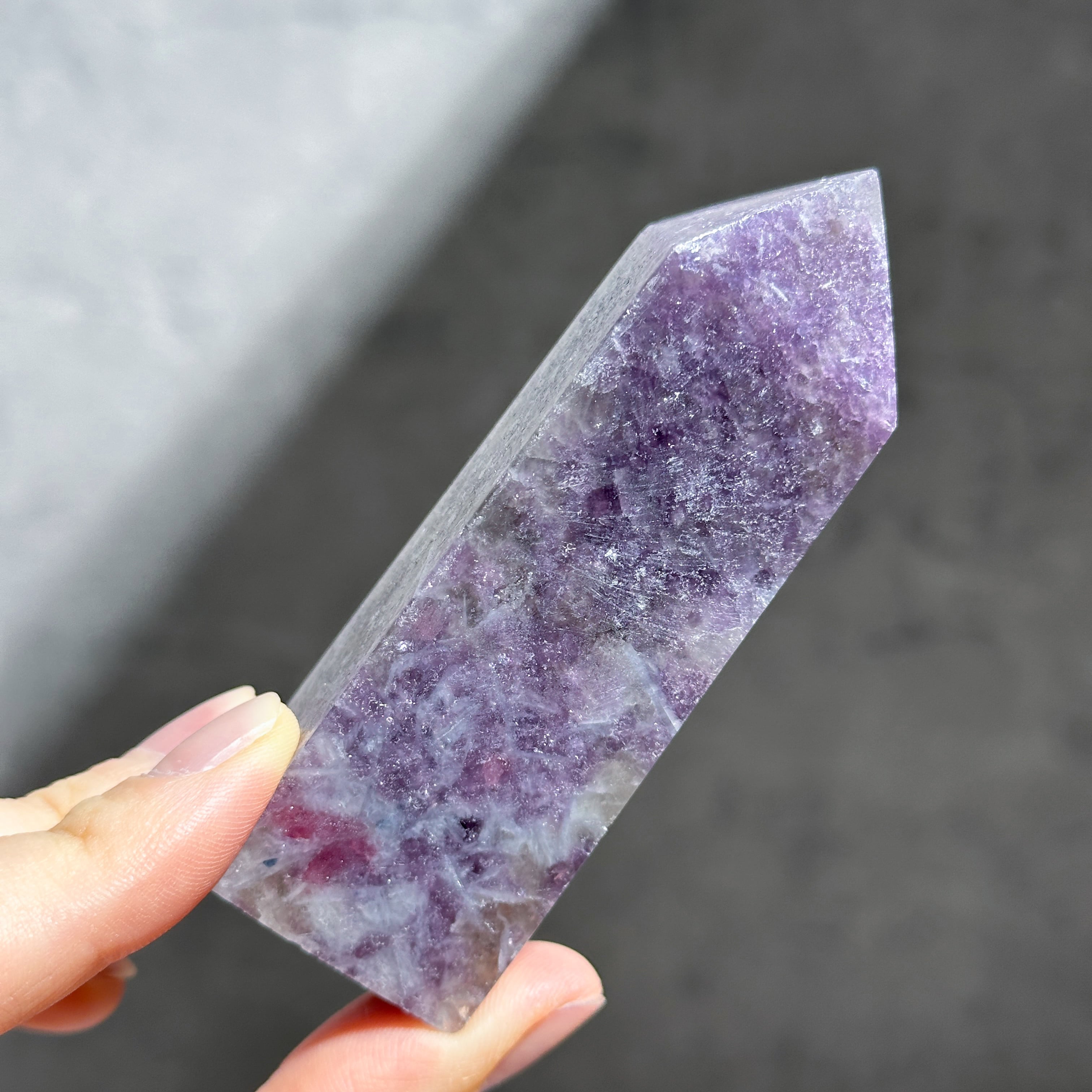 ユニコーンストーン タワー 84◇ Unicorn Stone ◇天然石・鉱物