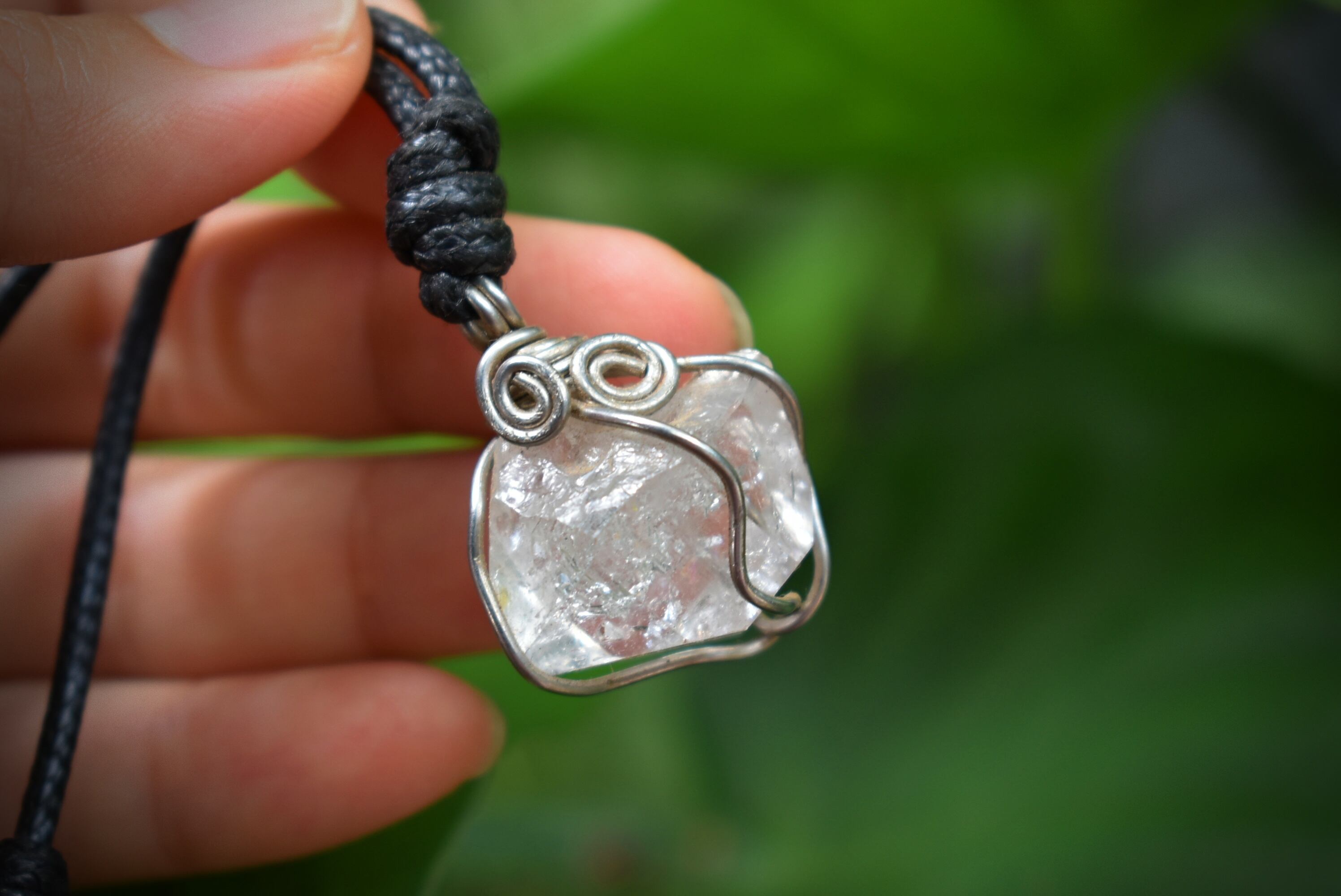 虹入り★ハーキマーダイヤモンド2 ワイヤーワーク ペンダントhk008