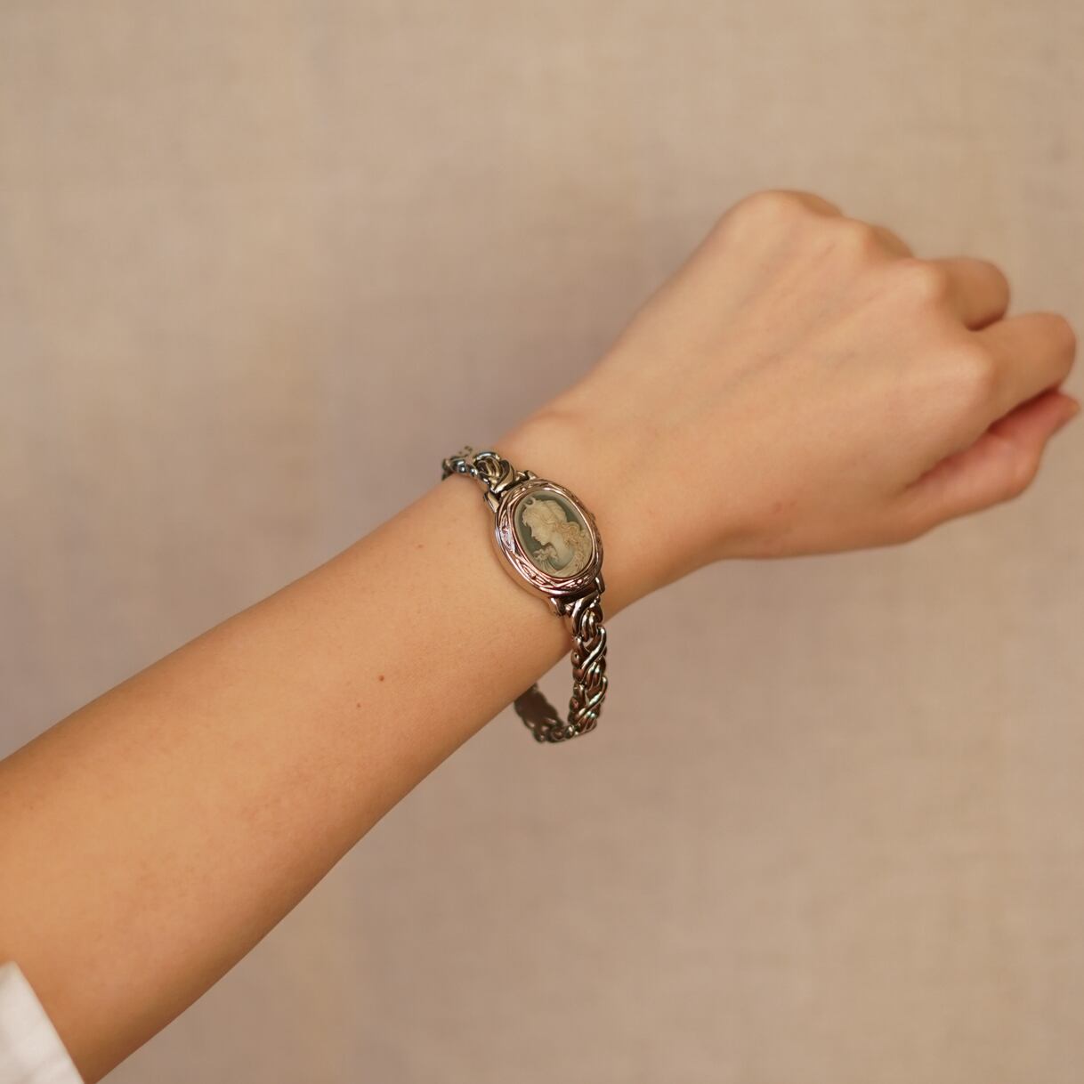 スイス製　オパール　時計　ゴールドカラー　Swiss Opal watch スイス製 オパール 時計 ゴールドカラー Swiss Opal watch