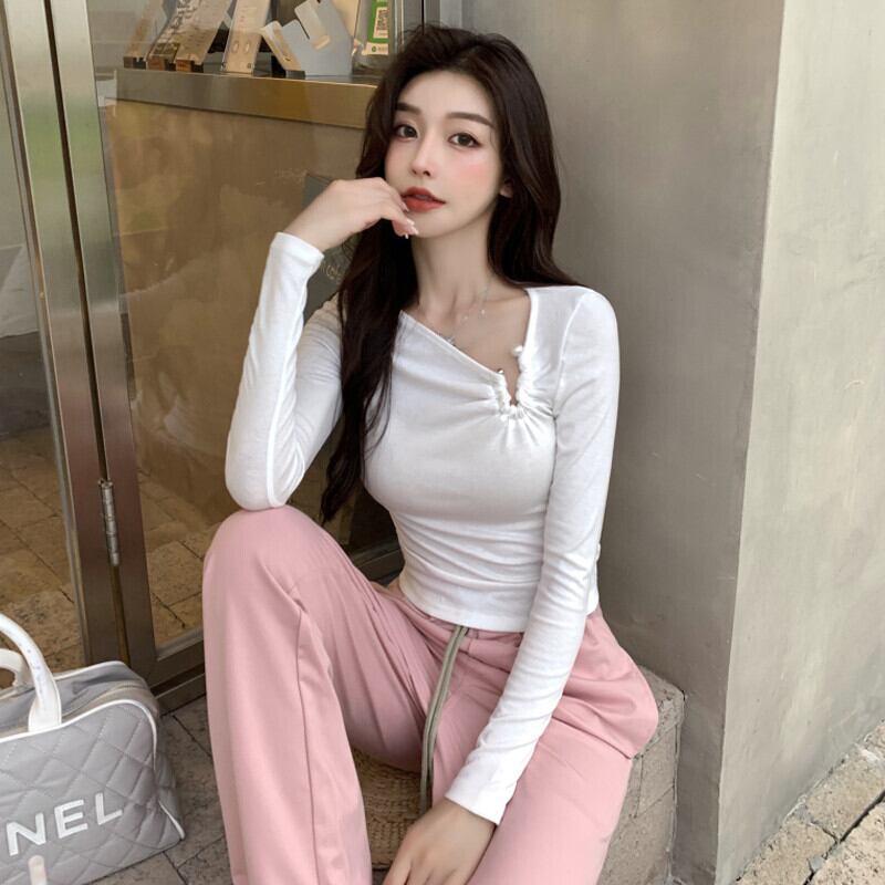 ホワイトTシャツ シャツ オータムカラープリーツパールトップス 秋物 真珠 ガールズファッション43200225337