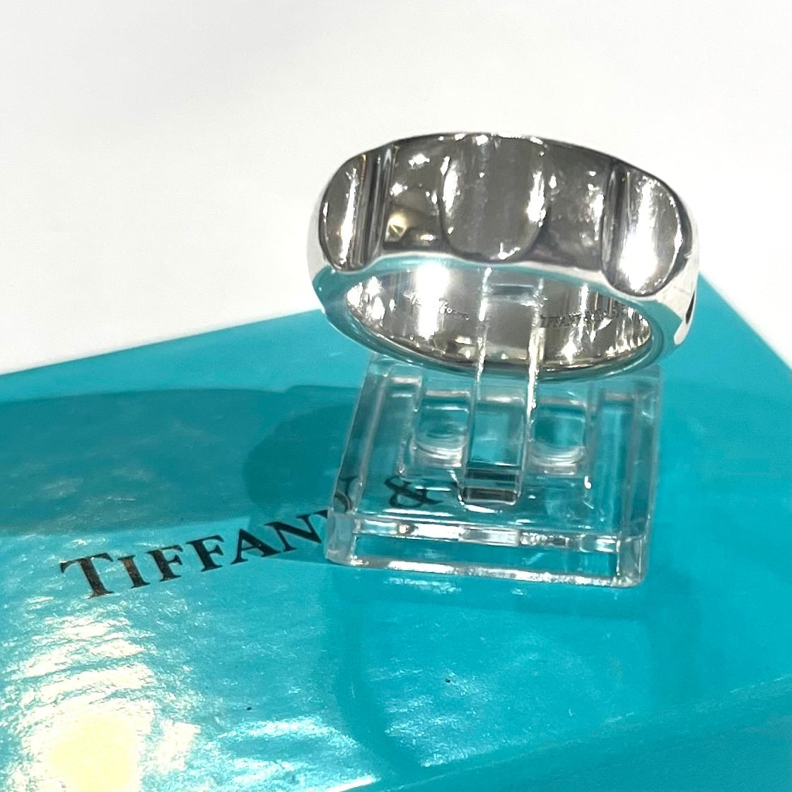 希少【TIFFANY&CO.】【20号】2925 光を放つグルーヴ ワイドリング