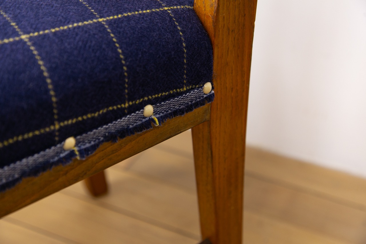 GOOD LUCK CHAIR　009