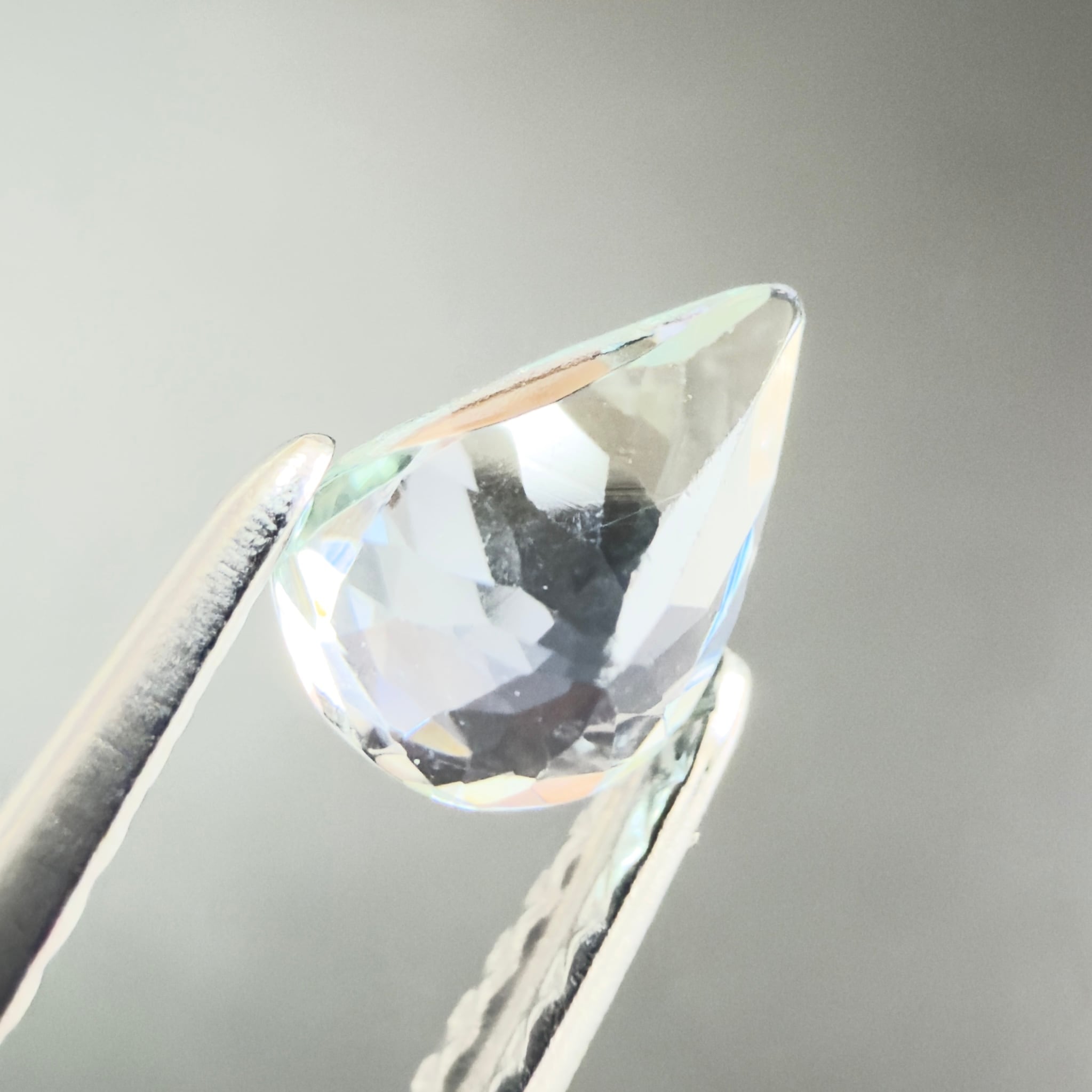 バイカラータンザナイト】 ルース タンザニア産 0.57ct | たからいし
