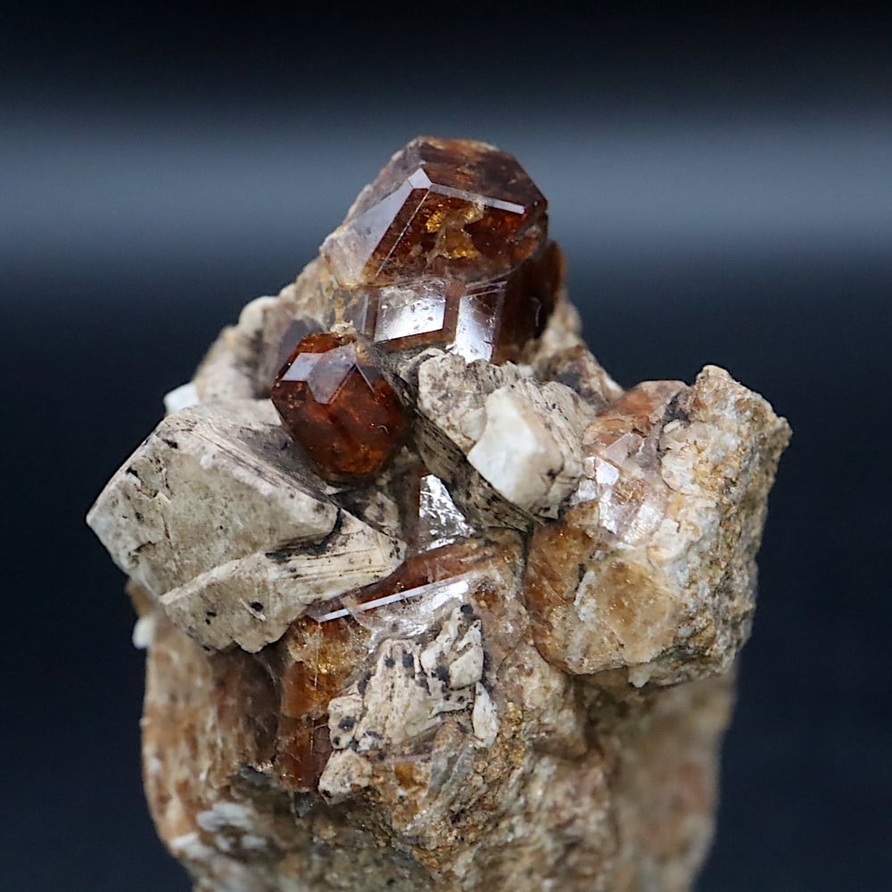 自主採掘!グロッシュラー ガーネット 30.2g GN372 原石 鉱物 天然石 パワーストーン