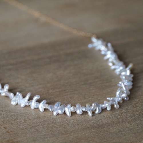 [送料無料] K18 Baby Akoya Keshi Pearl(silver color) gold chain Necklace(PNK006)