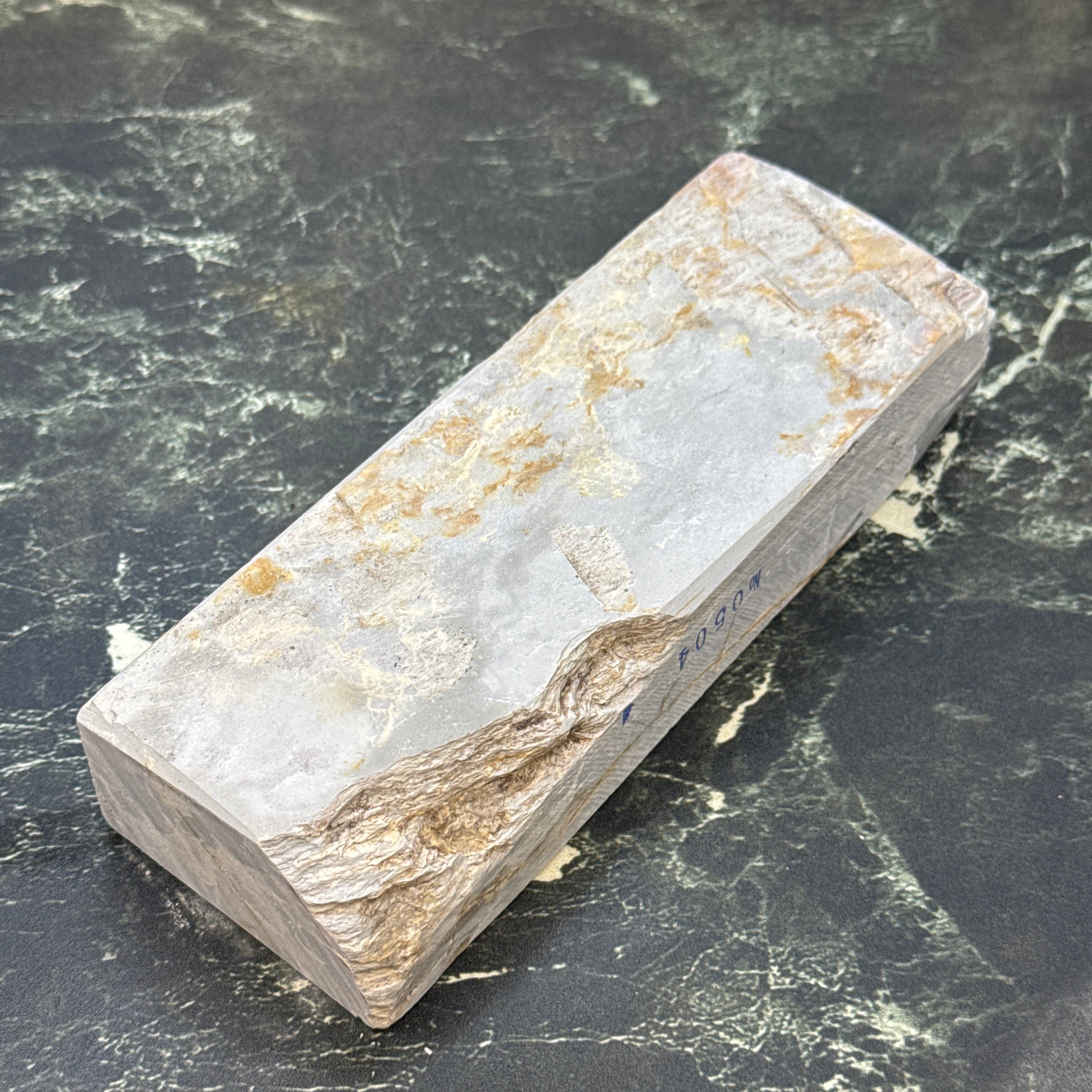 天然砥石 菖蒲高山 内曇天井巣板 百切上 689g No.504 | 京都天然砥石蛸一郎