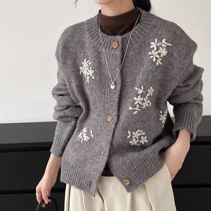 floral pattern embroidery round neck cardigan m0095